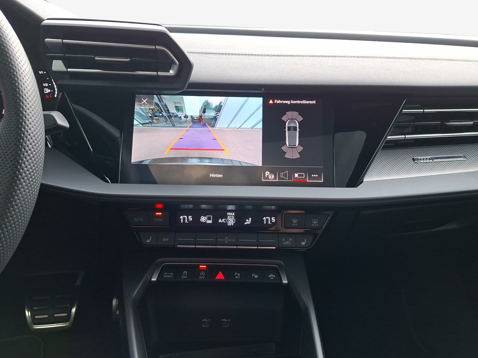 AUDI A3 Sportback 35 TFSI S line S-tronic-image-10