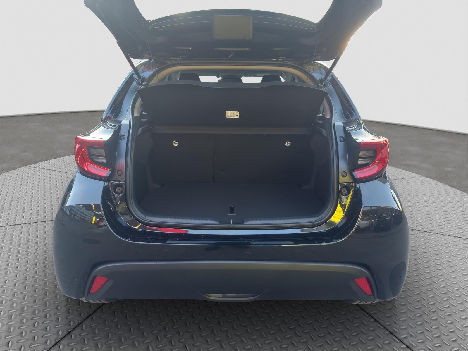 TOYOTA Yaris 1.5 VVT-i HSD Trend-image-9