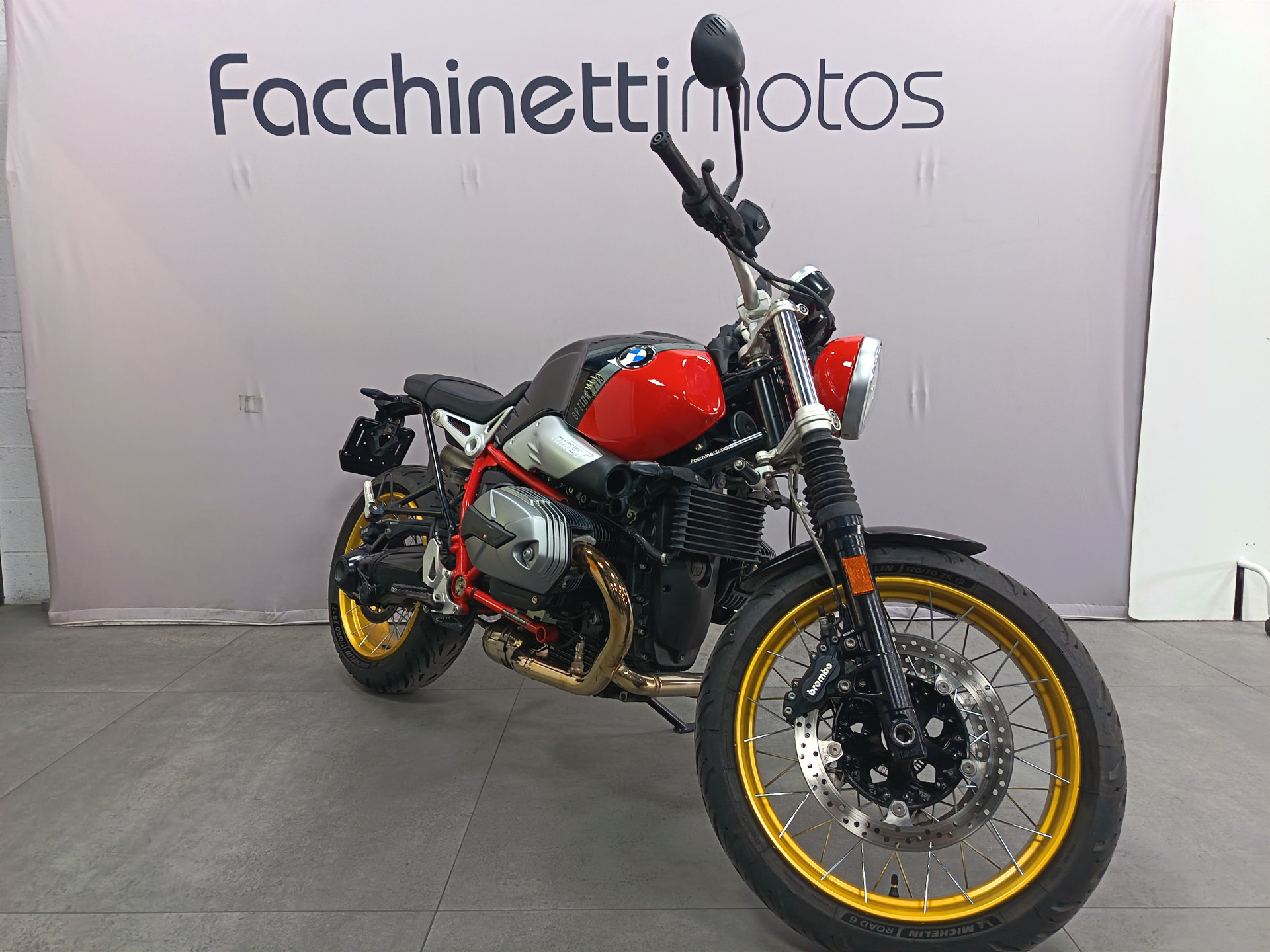BMW R nineT Scrambler-image-1