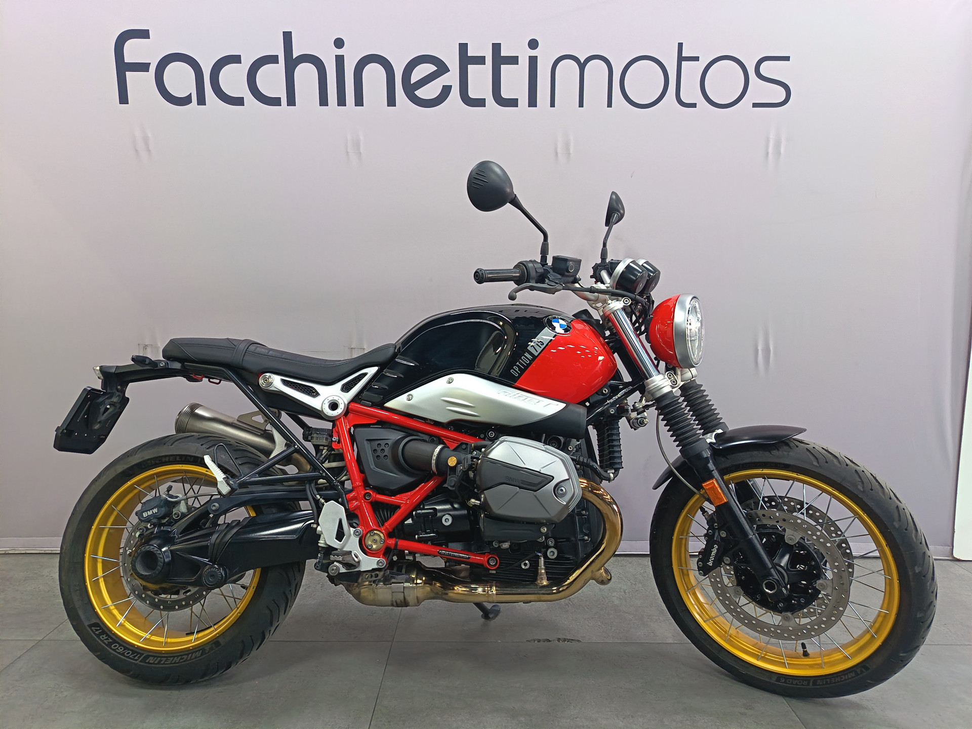 BMW R nineT Scrambler-image-0