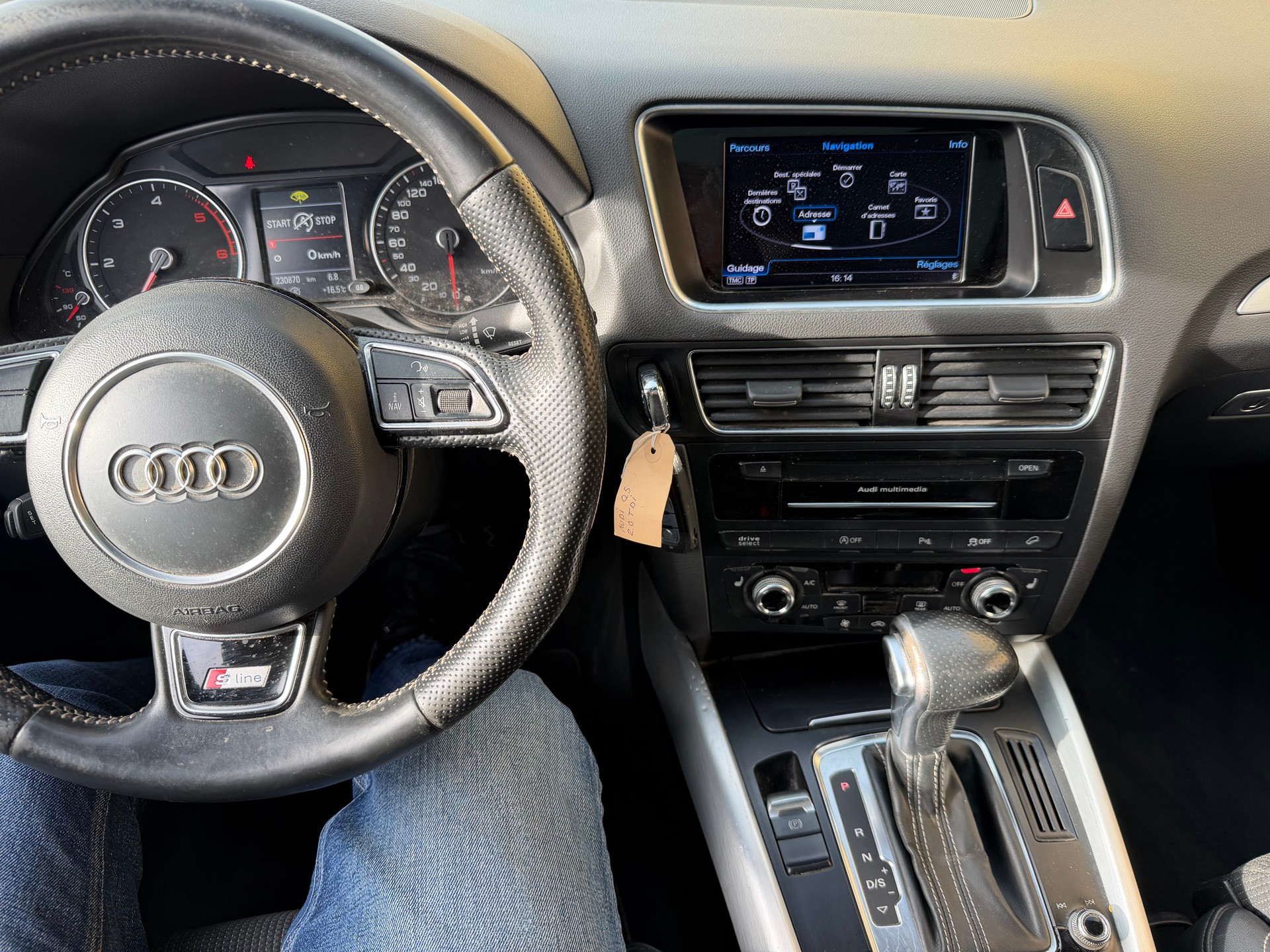 AUDI Q5 2.0 TDI quattro S-tronic-image-8