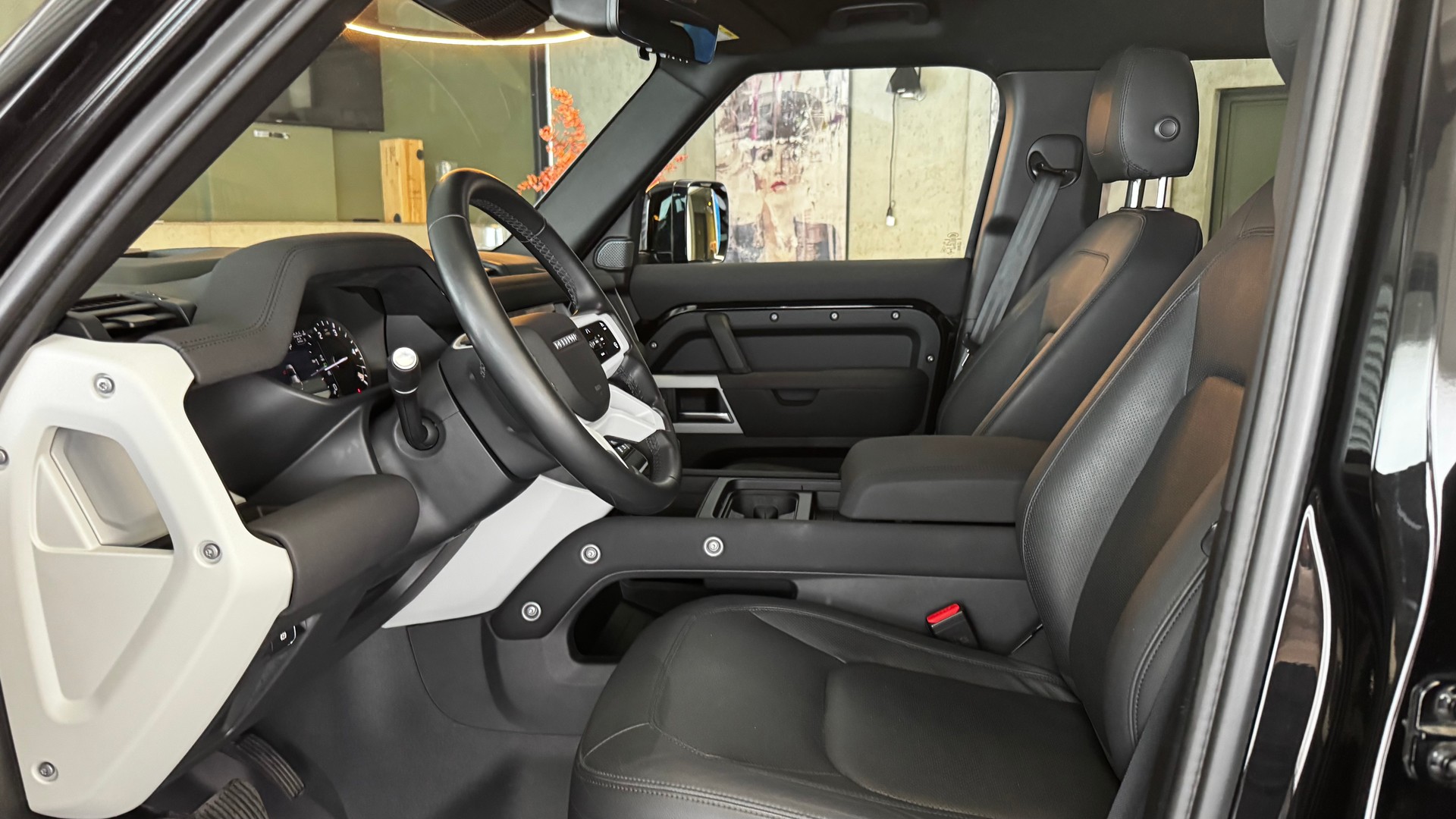 LAND ROVER Defender 110 3.0 D I6 250 SE-image-10