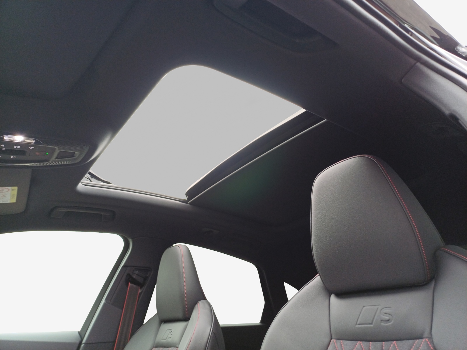 AUDI SQ5 Sportback TFSI quattro S-tronic-image-14