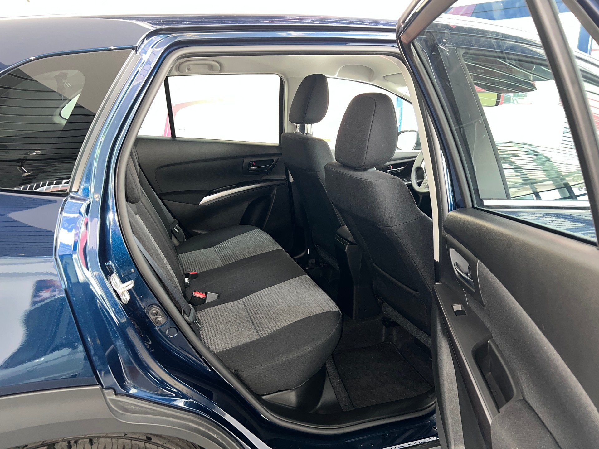 SUZUKI S-Cross 1.4 16V Compact+ MHD 4WD Automatic-image-4