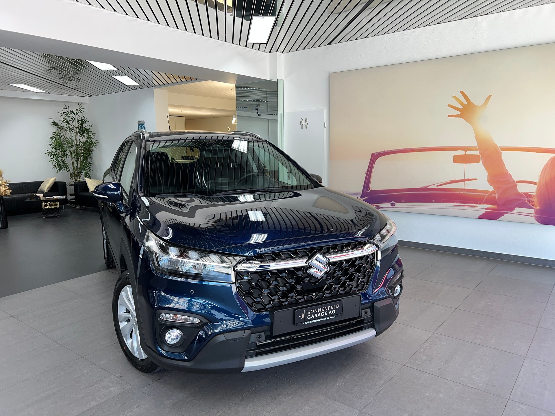 SUZUKI S-Cross 1.4 16V Compact+ MHD 4WD Automatic-showroom-element-1