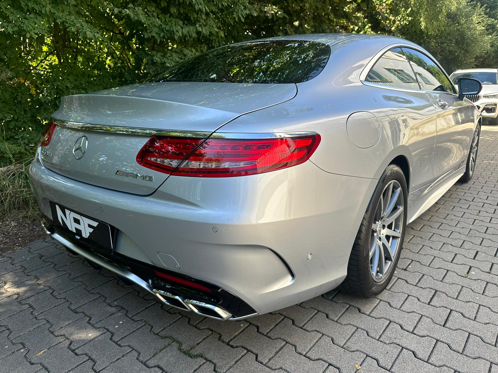 MERCEDES-BENZ S 63 AMG Coupé 4Matic Speedshift MCT-image-4
