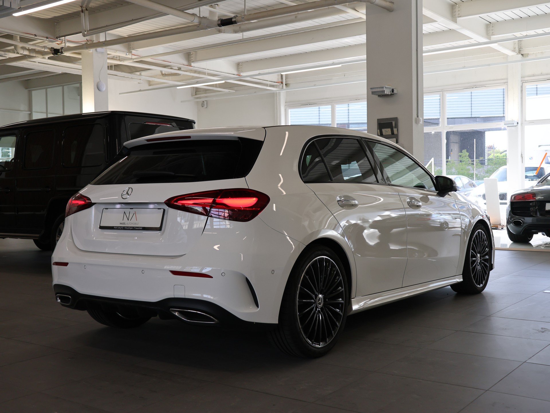 MERCEDES-BENZ Mercedes-Benz A220d *360 Kamera* *Sitzheizung* *Panoramadach*-image-5