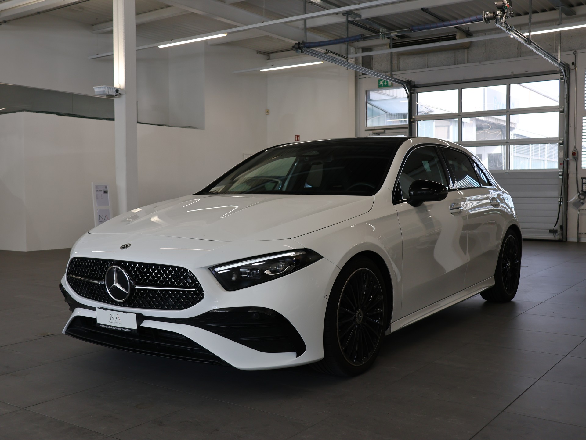 MERCEDES-BENZ Mercedes-Benz A220d *360 Kamera* *Sitzheizung* *Panoramadach*-showroom-element-3