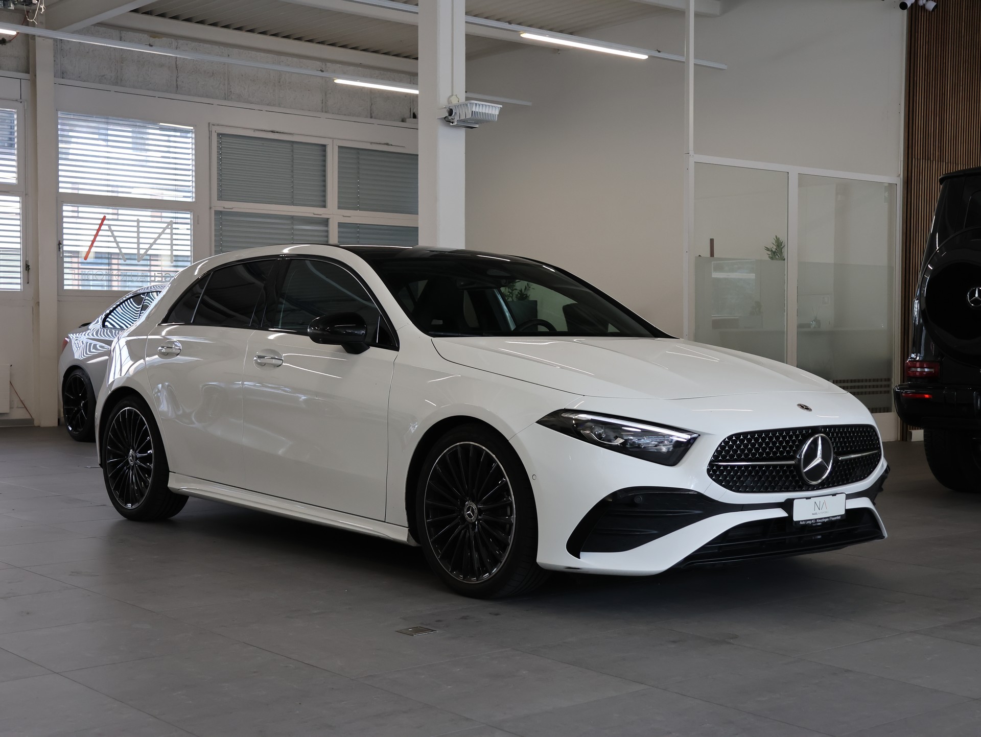 MERCEDES-BENZ Mercedes-Benz A220d *360 Kamera* *Sitzheizung* *Panoramadach*-showroom-element-1
