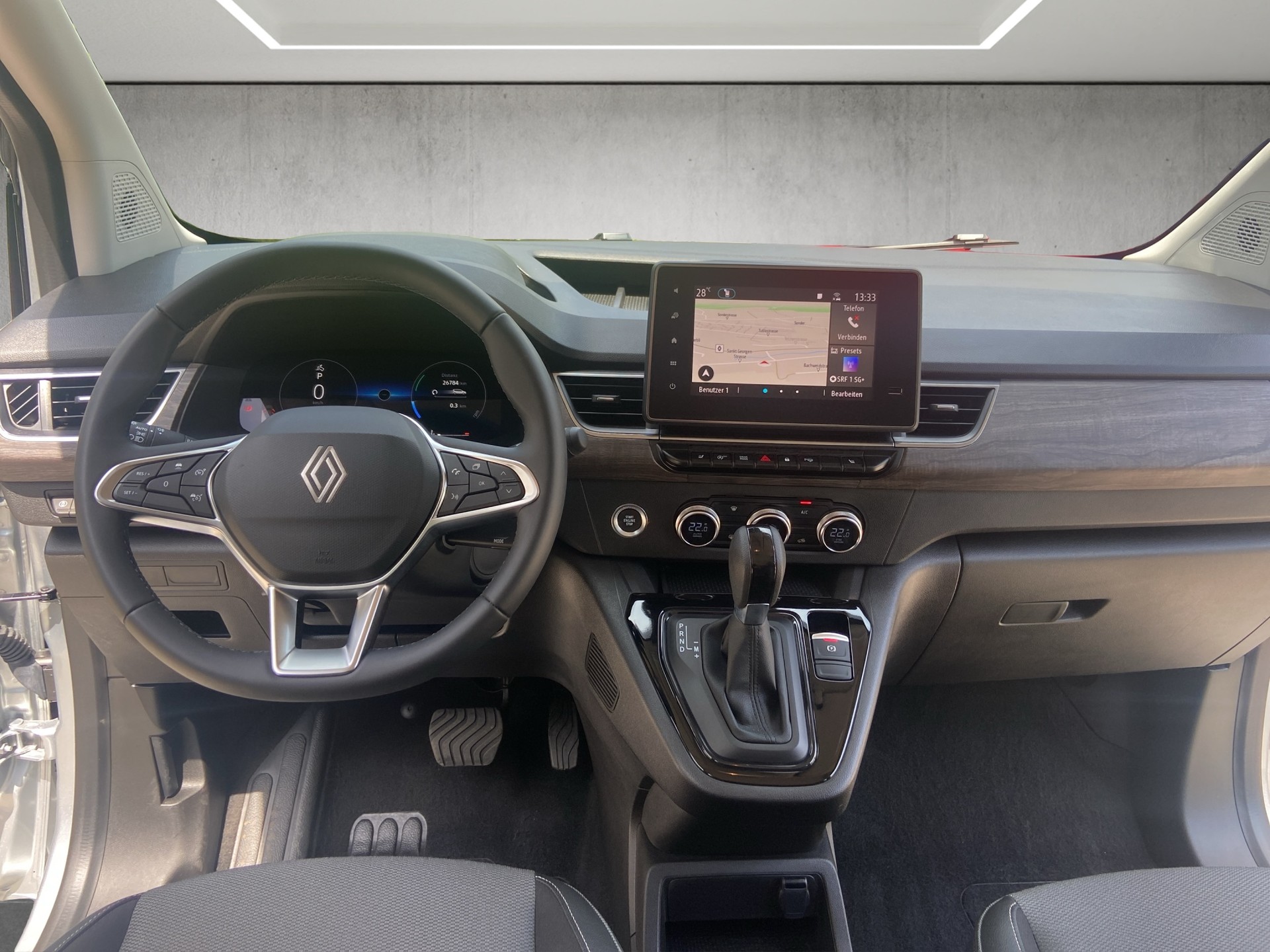 RENAULT GRAND KANGOO-image-8
