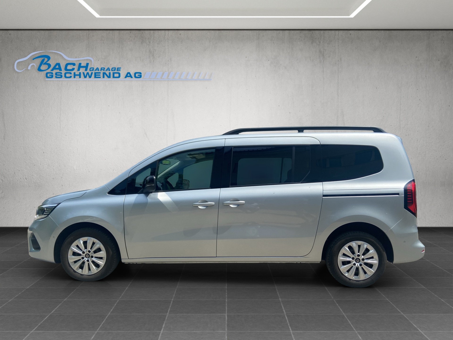 RENAULT GRAND KANGOO-image-5