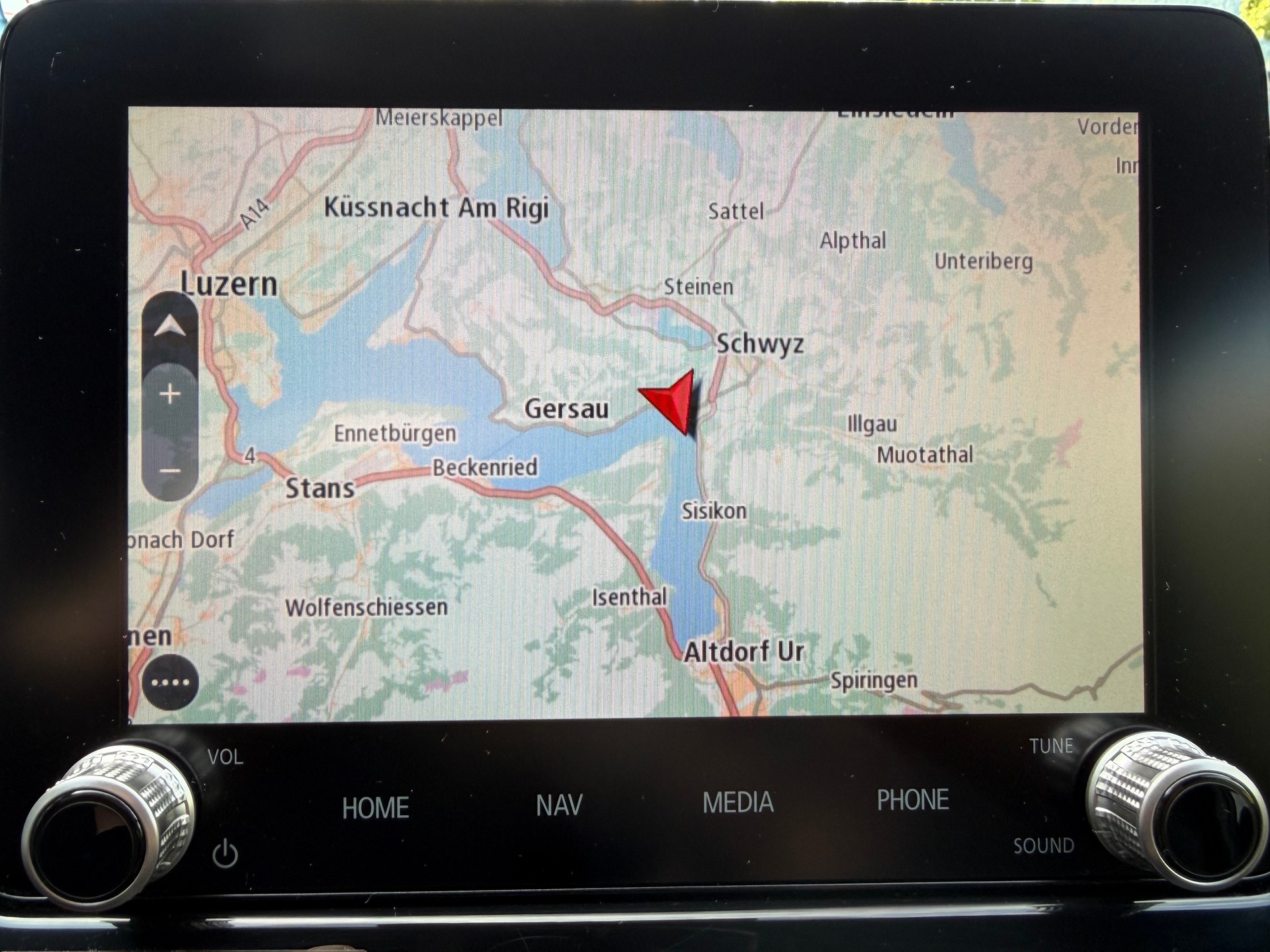 MITSUBISHI Eclipse Cross 2.4 PHEV Blackline 4WD-image-17