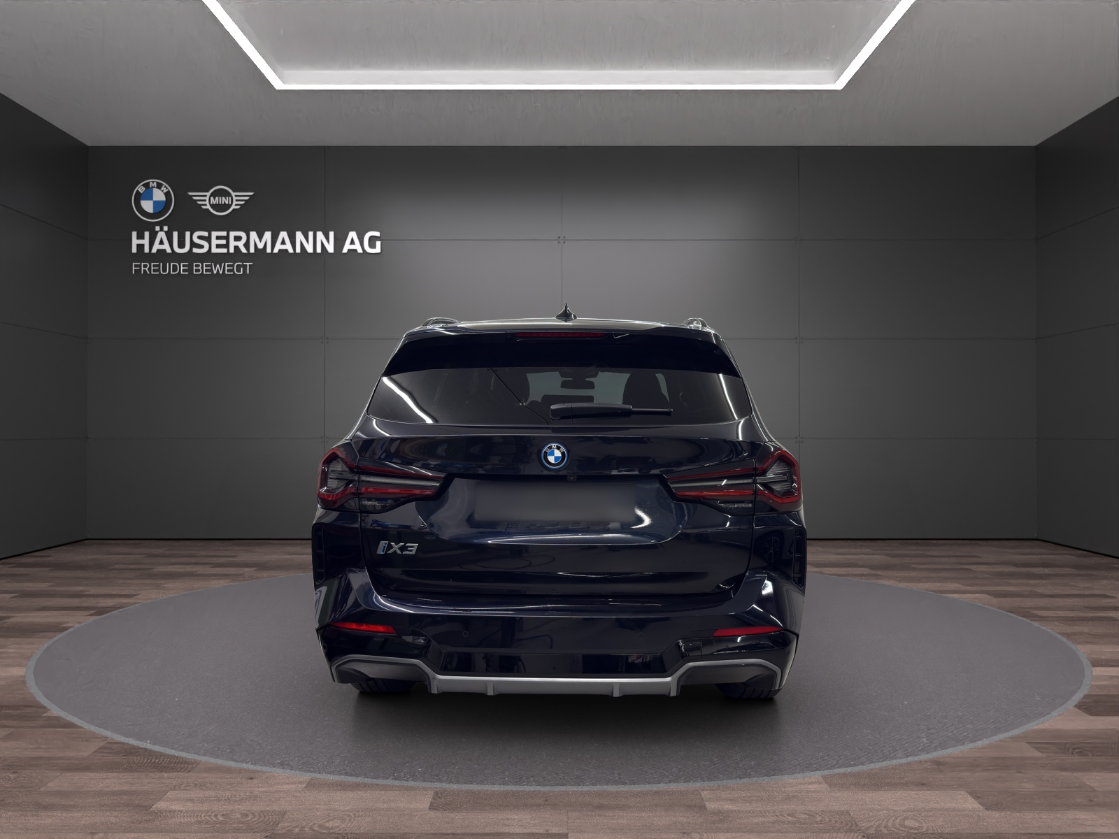 BMW iX3 M Sport-image-5
