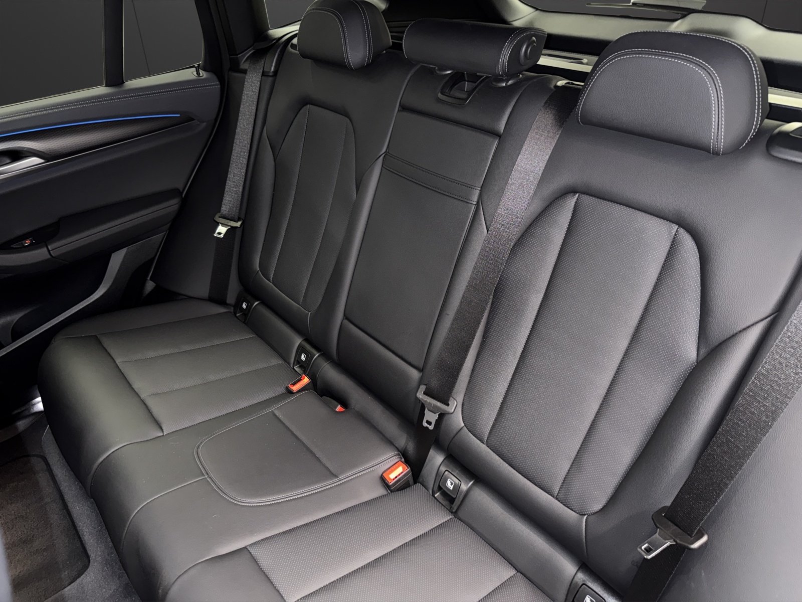 BMW iX3 M Sport-image-15