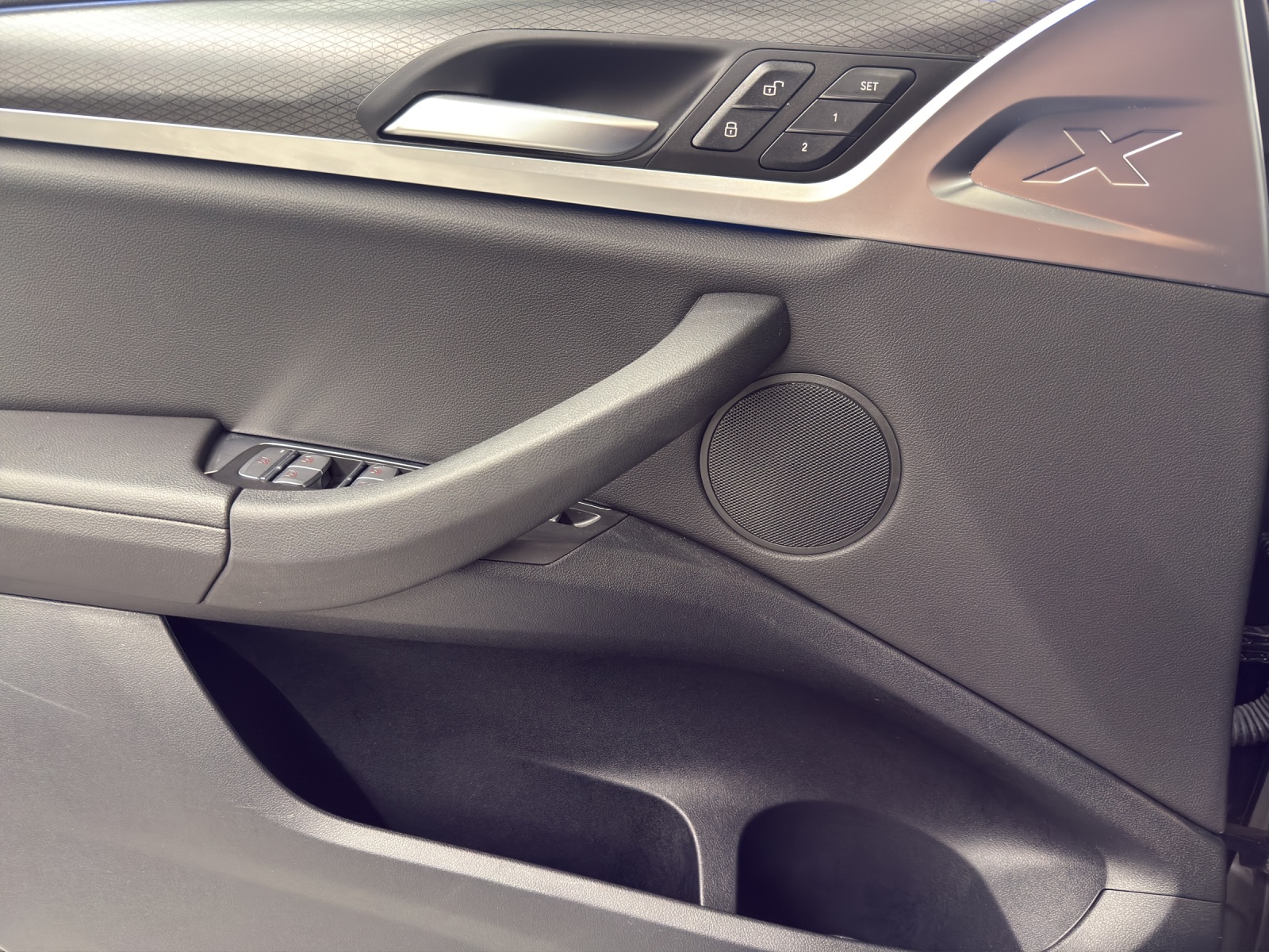 BMW iX3 M Sport-image-14