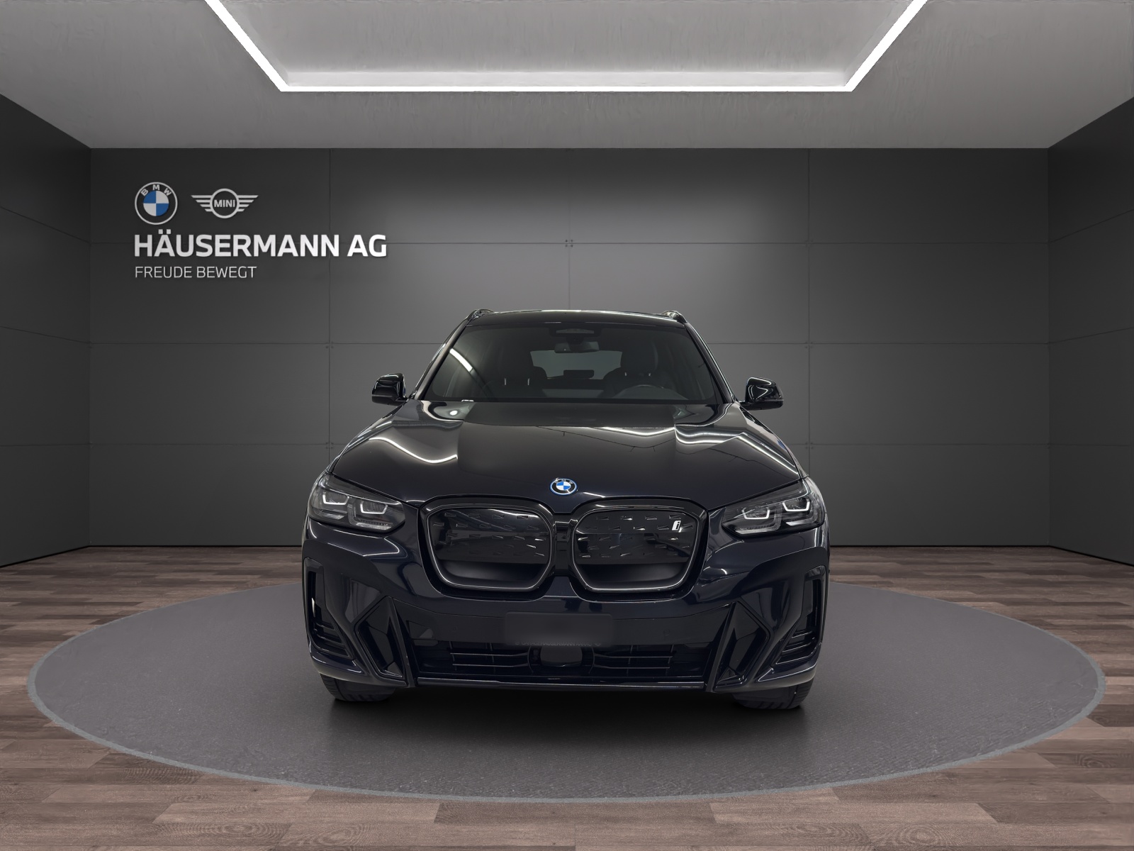 BMW iX3 M Sport-showroom-element-1