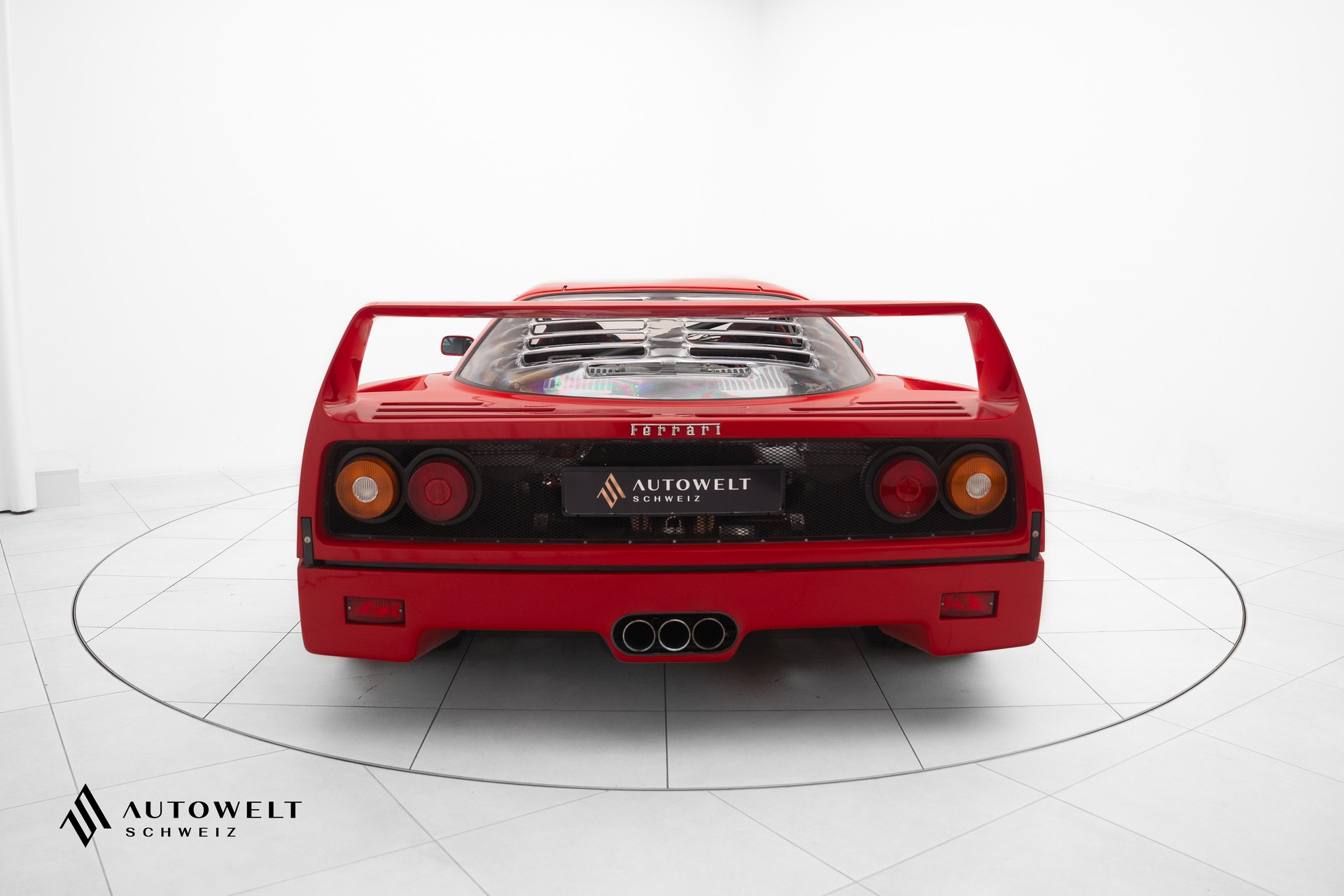 FERRARI F40-showroom-element-1