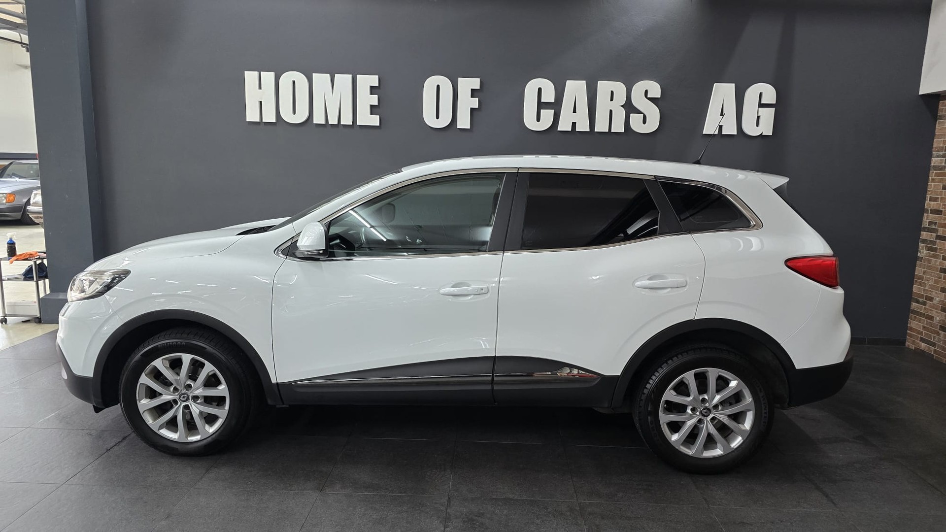 RENAULT Kadjar 1.6 dCi Zen 4x4-showroom-element-3