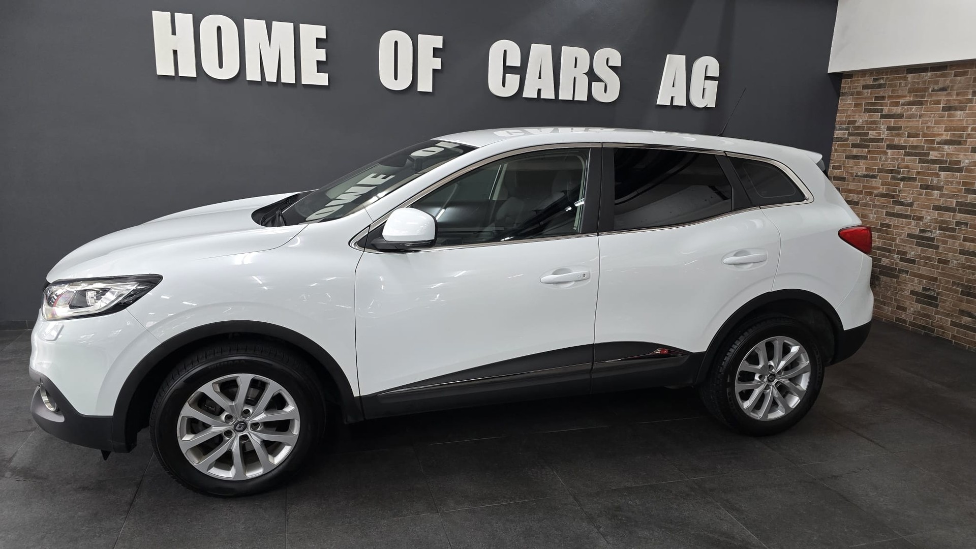 RENAULT Kadjar 1.6 dCi Zen 4x4-showroom-element-2