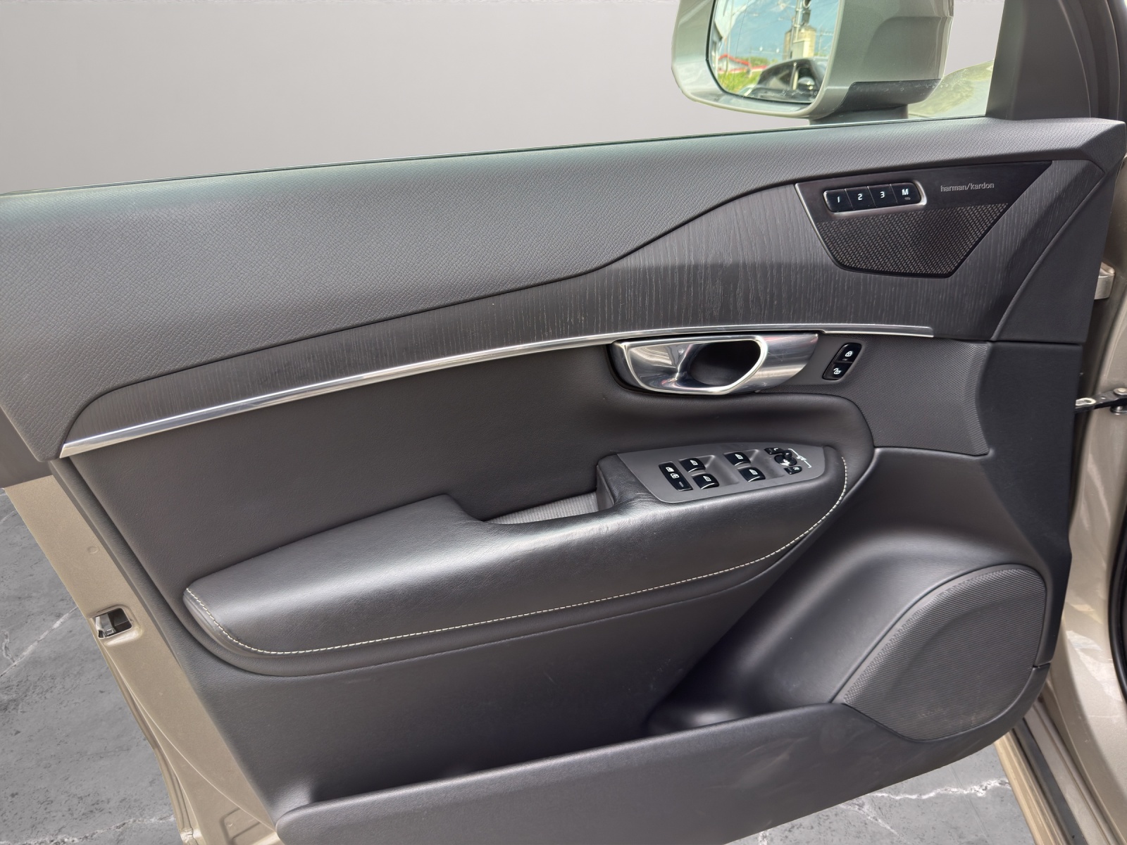 VOLVO XC90 2.0 T5 Inscription 7P. AWD-showroom-element-1