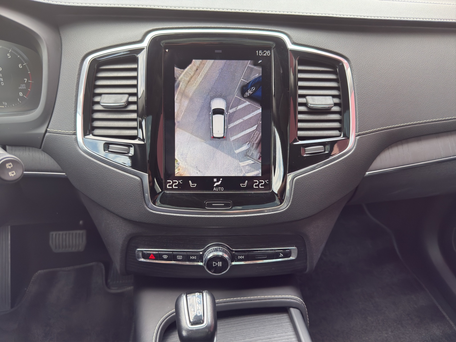 VOLVO XC90 2.0 T5 Inscription 7P. AWD-image-11