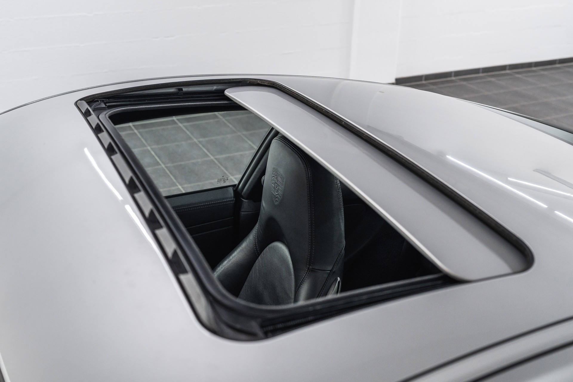 PORSCHE 911 Carrera 4 manual gearbox-image-9