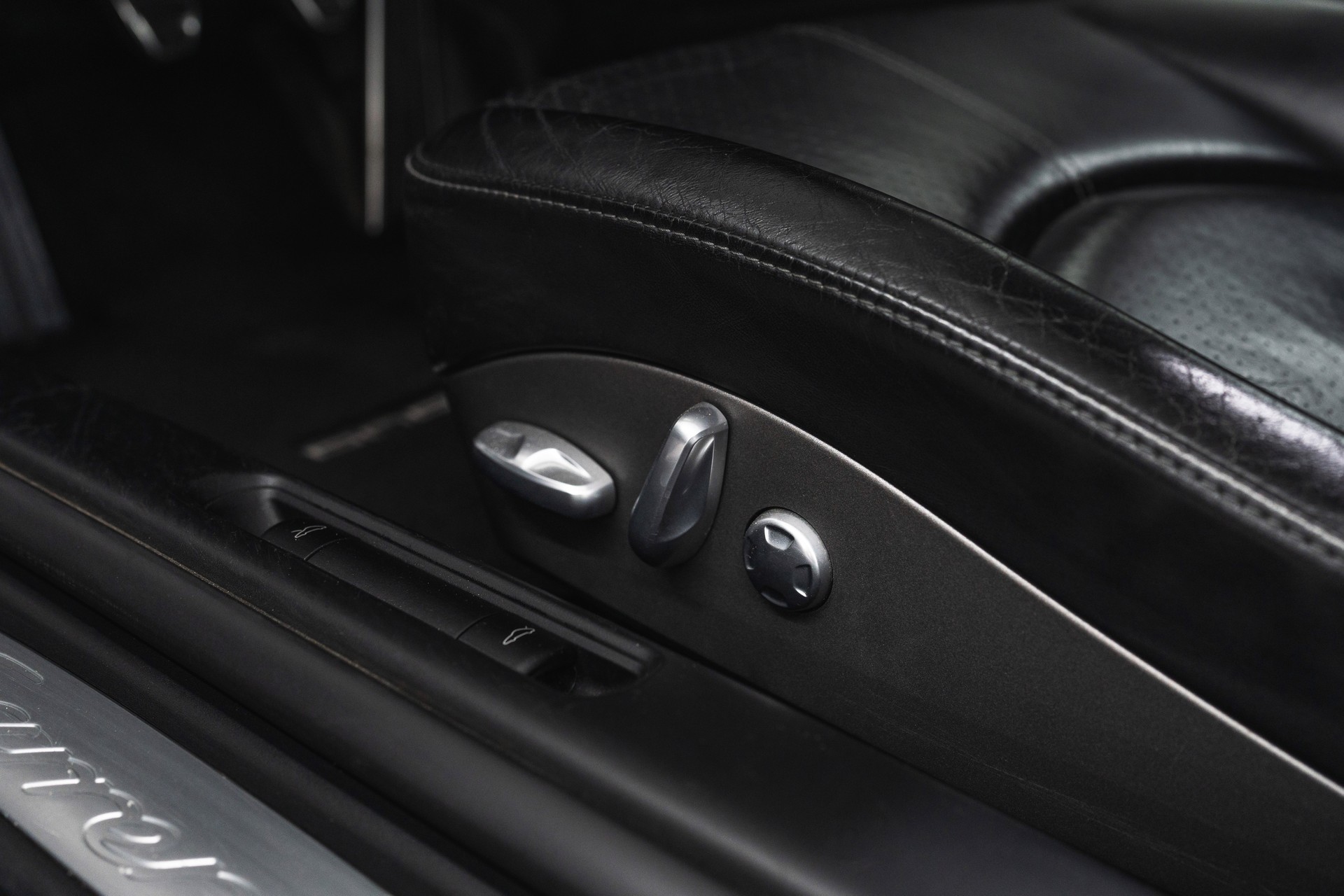 PORSCHE 911 Carrera 4 manual gearbox-image-17