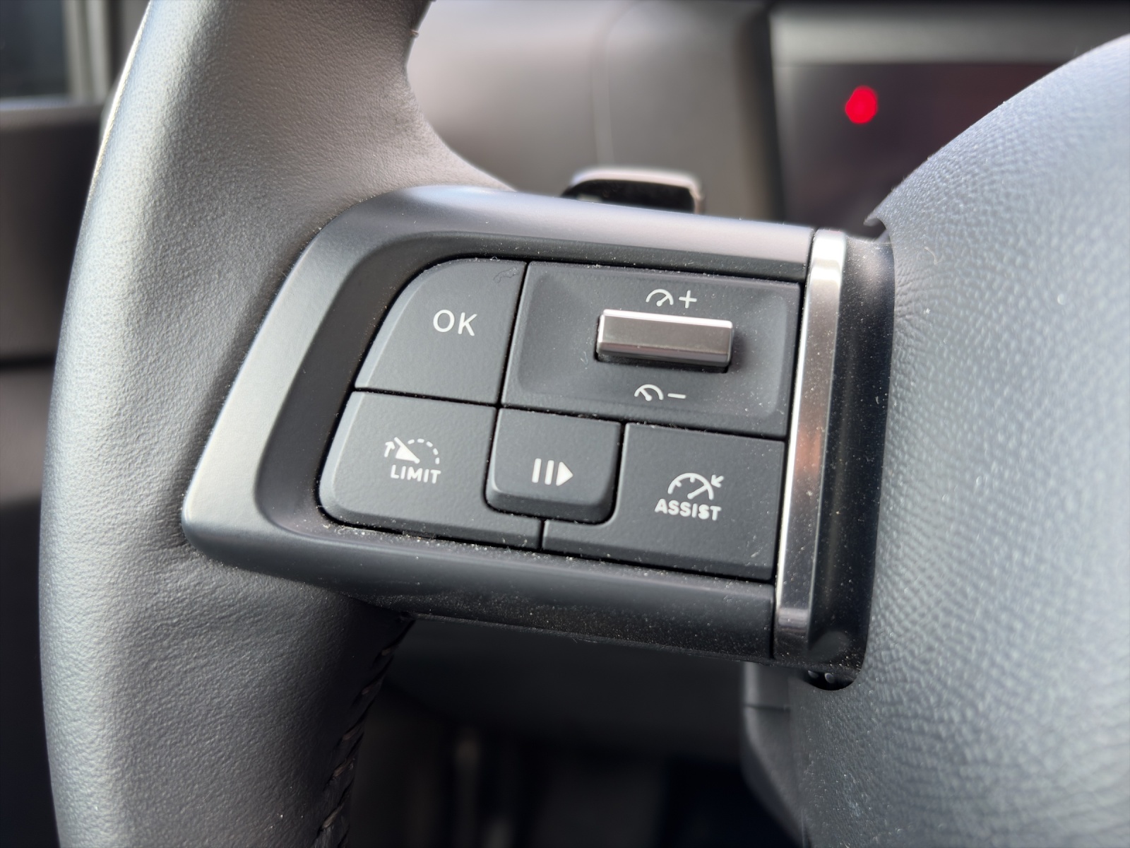 CITROEN C4 1.2 PureTech Swiss Edition-image-16