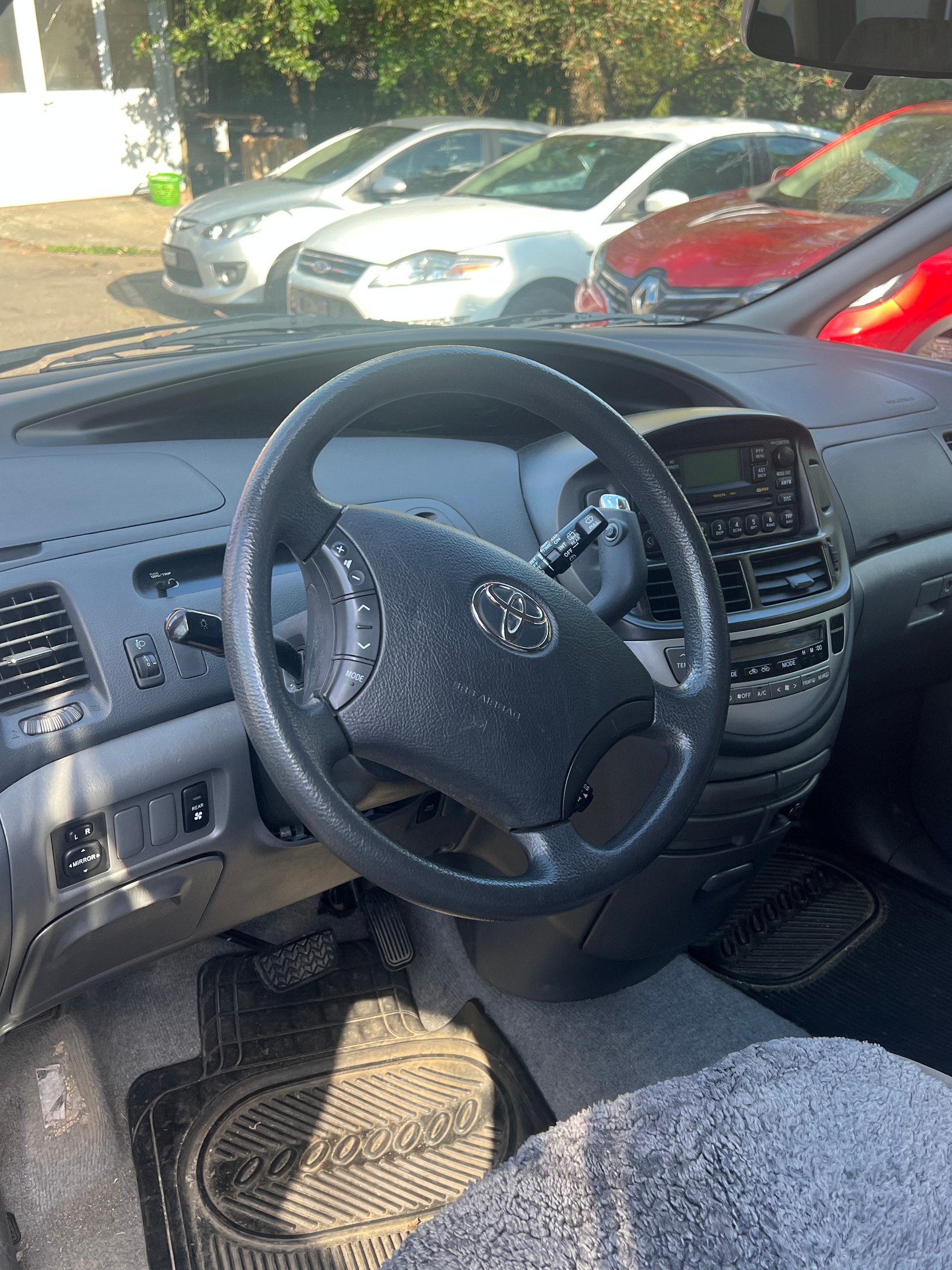 TOYOTA Previa 2.4 Linea Luna-image-4