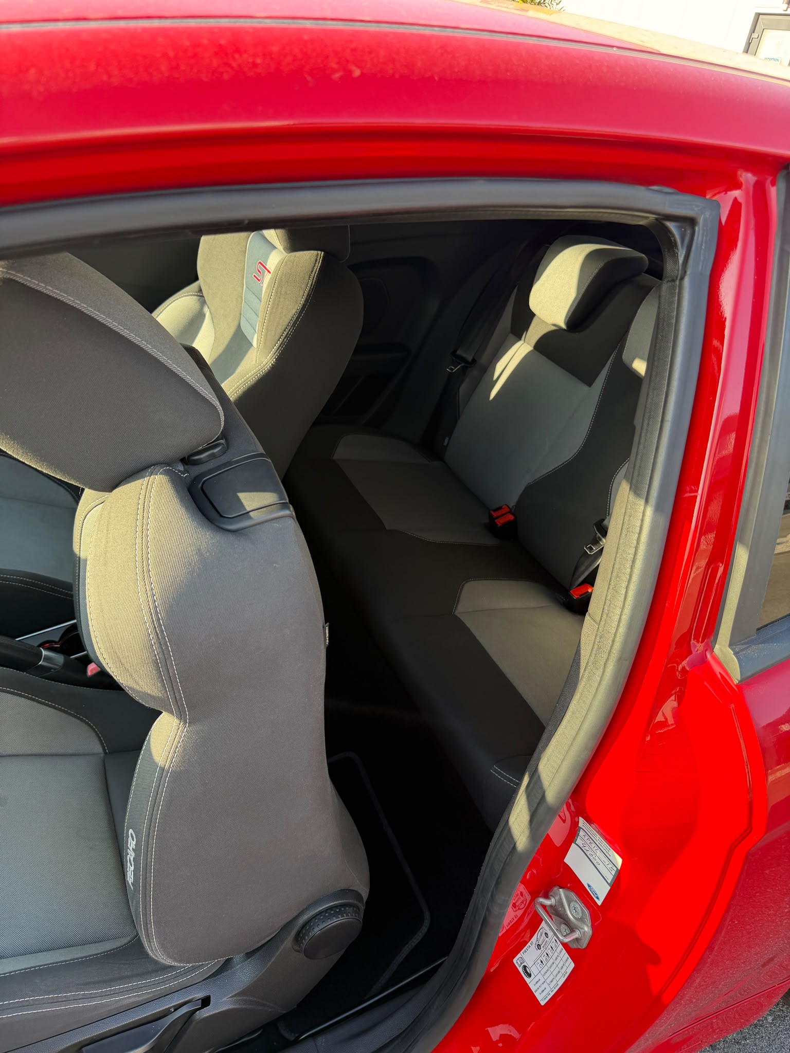 FORD Fiesta 1.6 SCTi ST-1-image-9