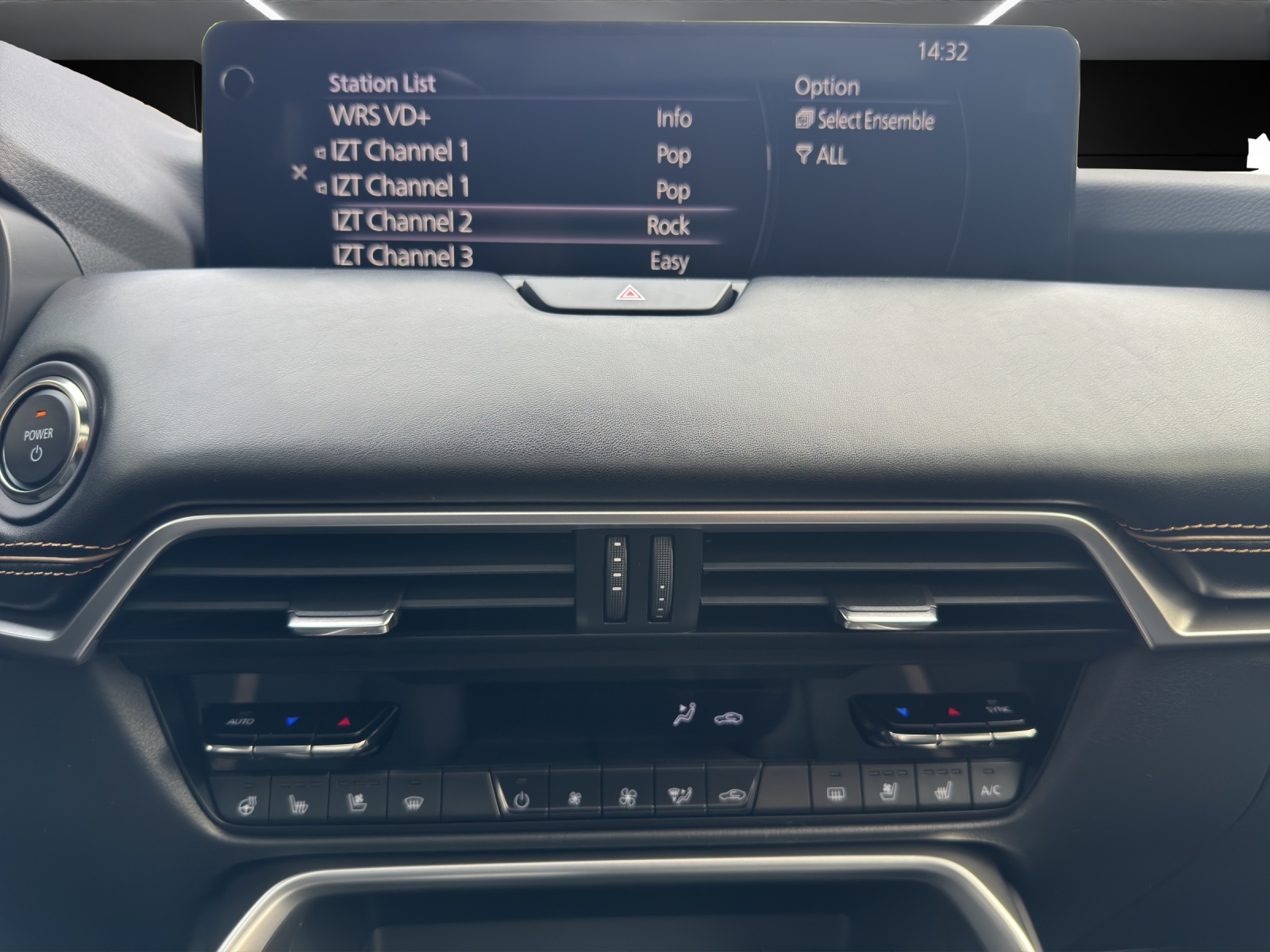 MAZDA CX-60 e-Skyactiv PHEV 327 AWD Homura Plus-image-14