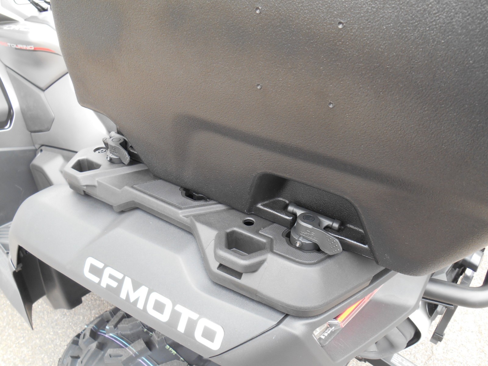 CF MOTO C Force 850 EPS 4x4-image-10