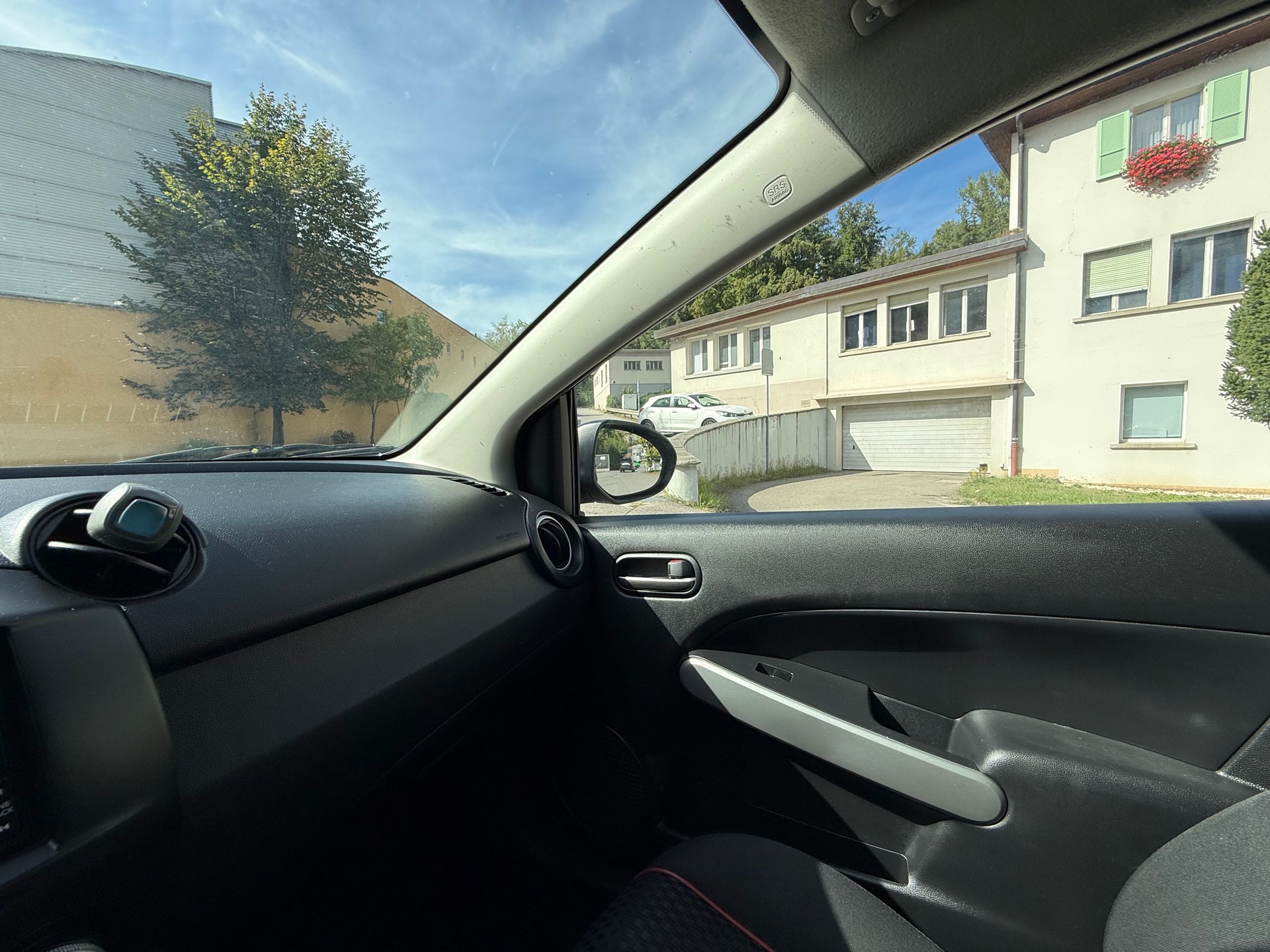 MAZDA 2 1.3i 16V Exclusive-image-23