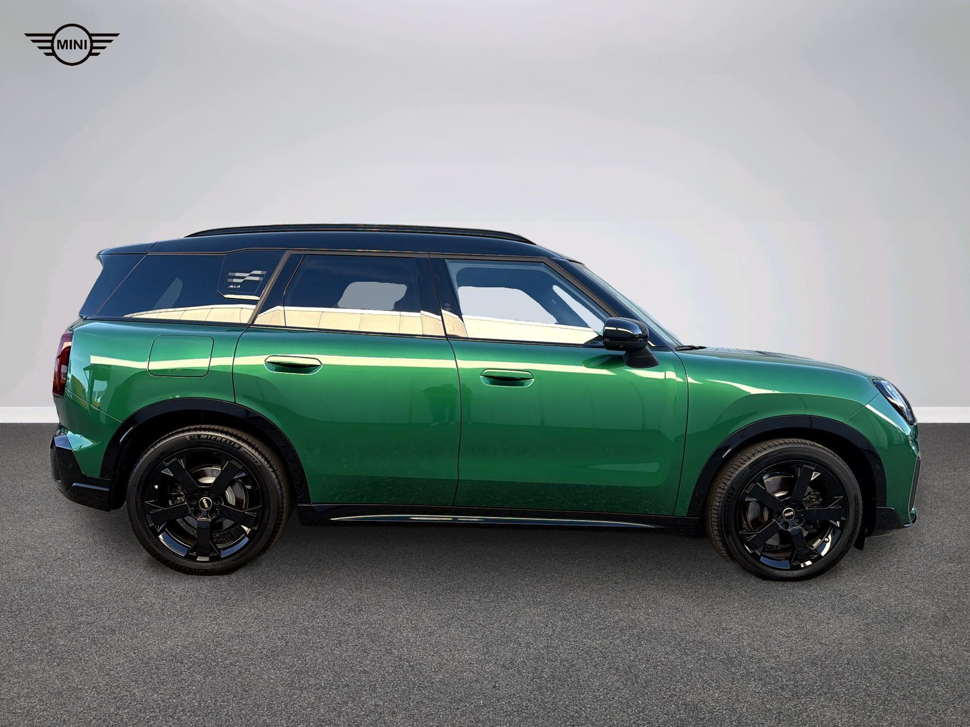 MINI Countryman S ALL4-showroom-element-1