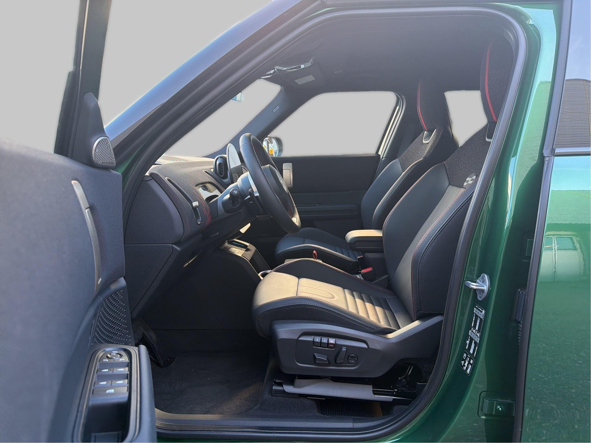 MINI Countryman S ALL4-image-13