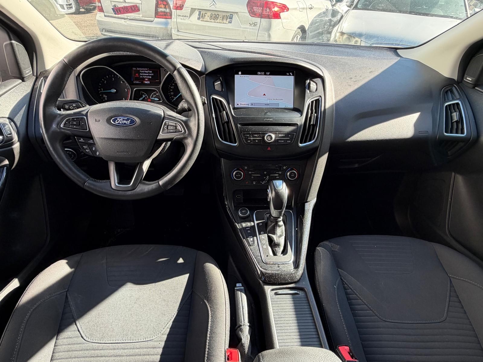 FORD Focus 2.0 TDCi Business PowerShift-image-9