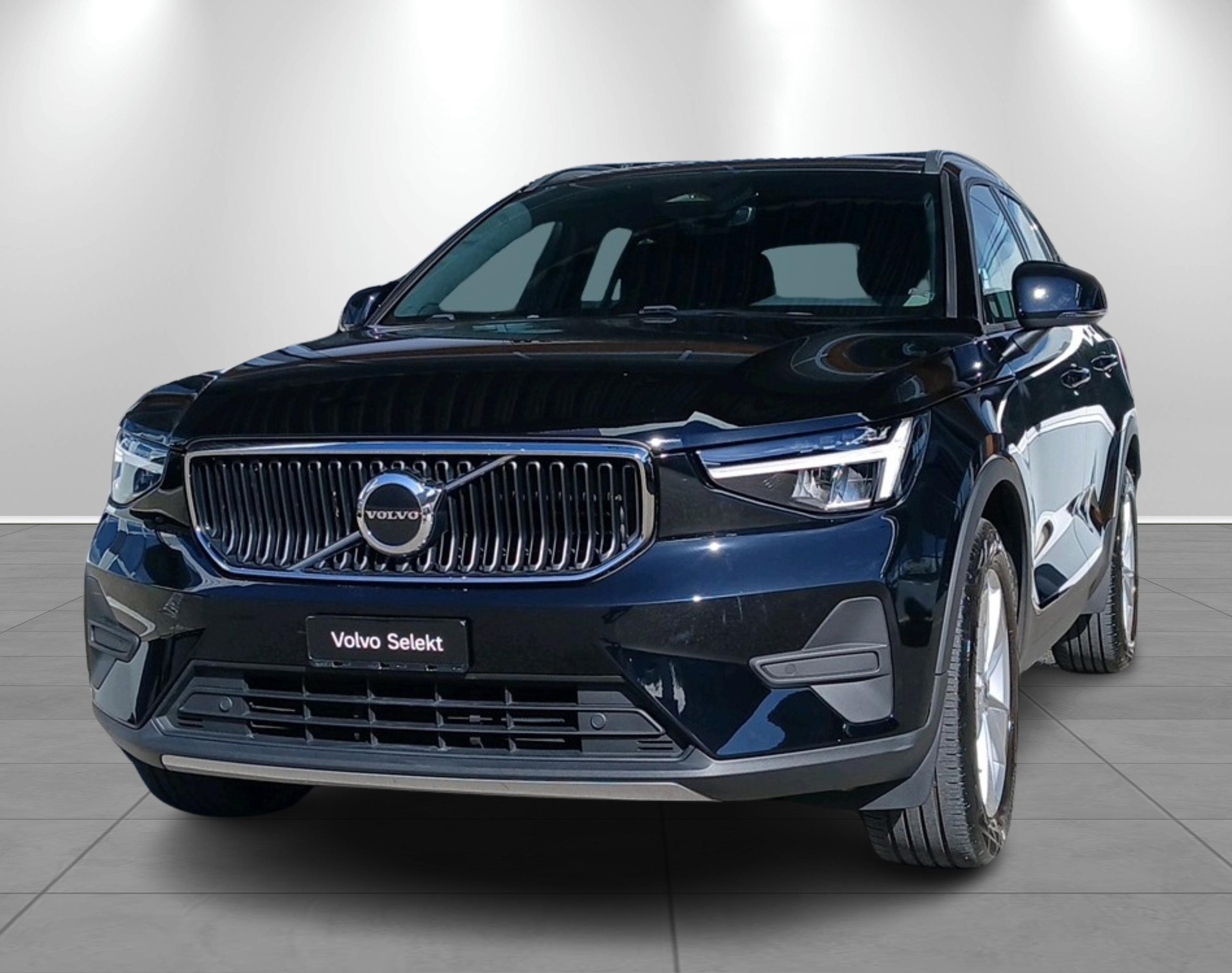VOLVO XC40 2.0 B3 MH Core