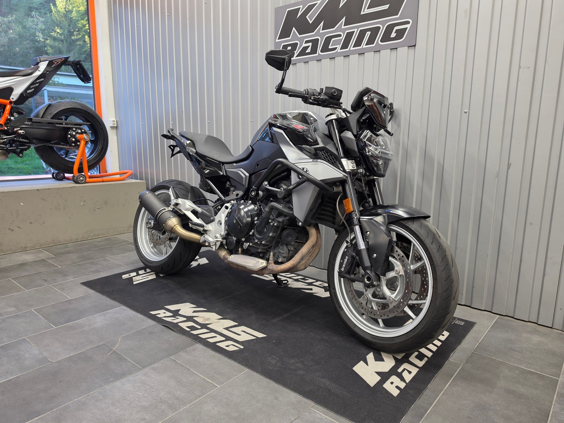 BMW F 900 R A2 (35kW) ABS-image-1