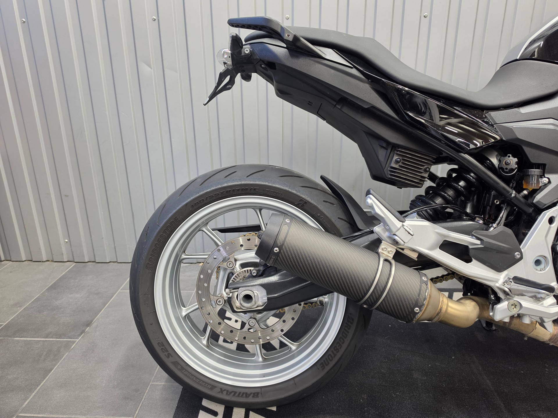 BMW F 900 R A2 (35kW) ABS-image-6