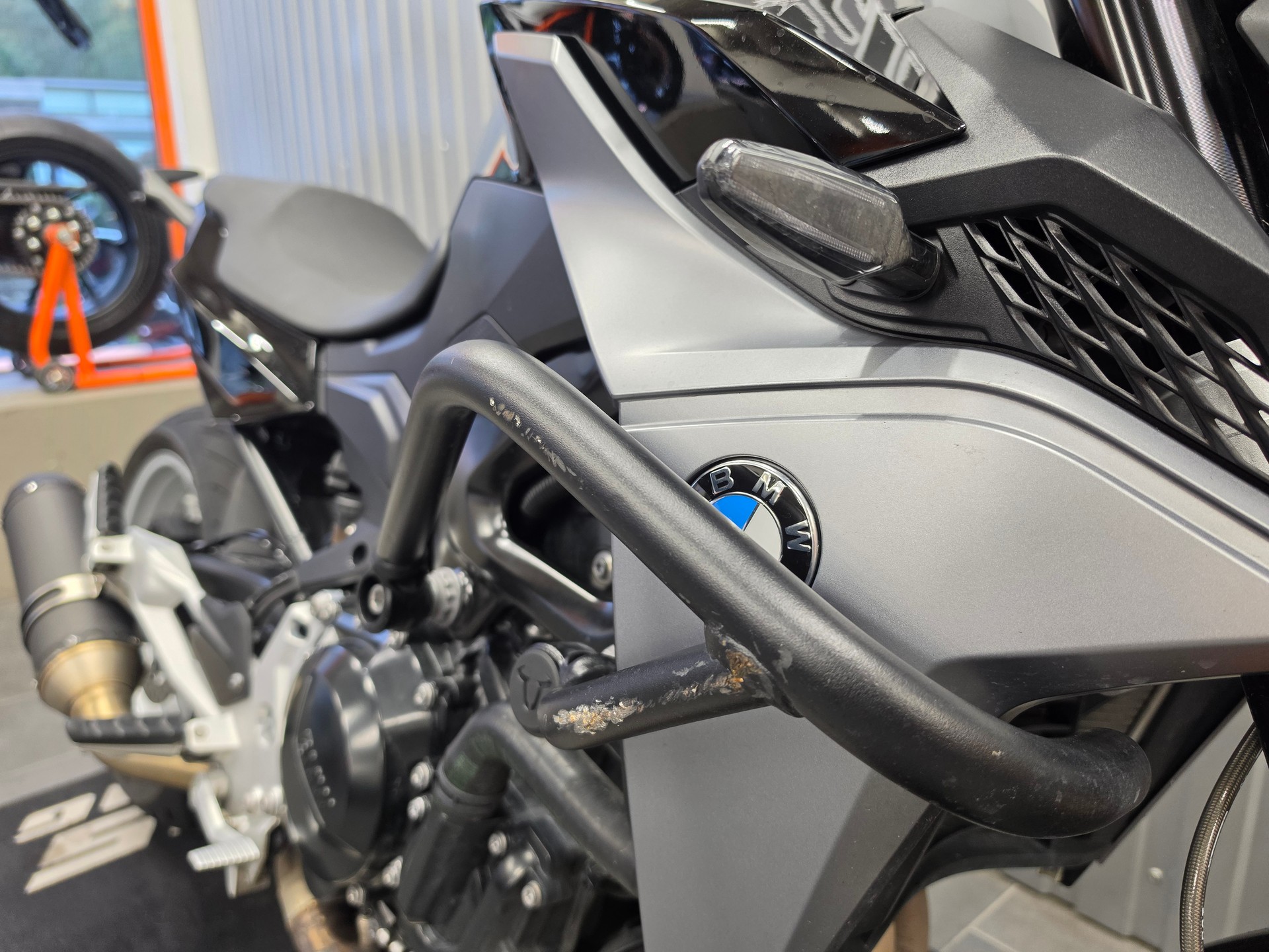 BMW F 900 R A2 (35kW) ABS-image-9