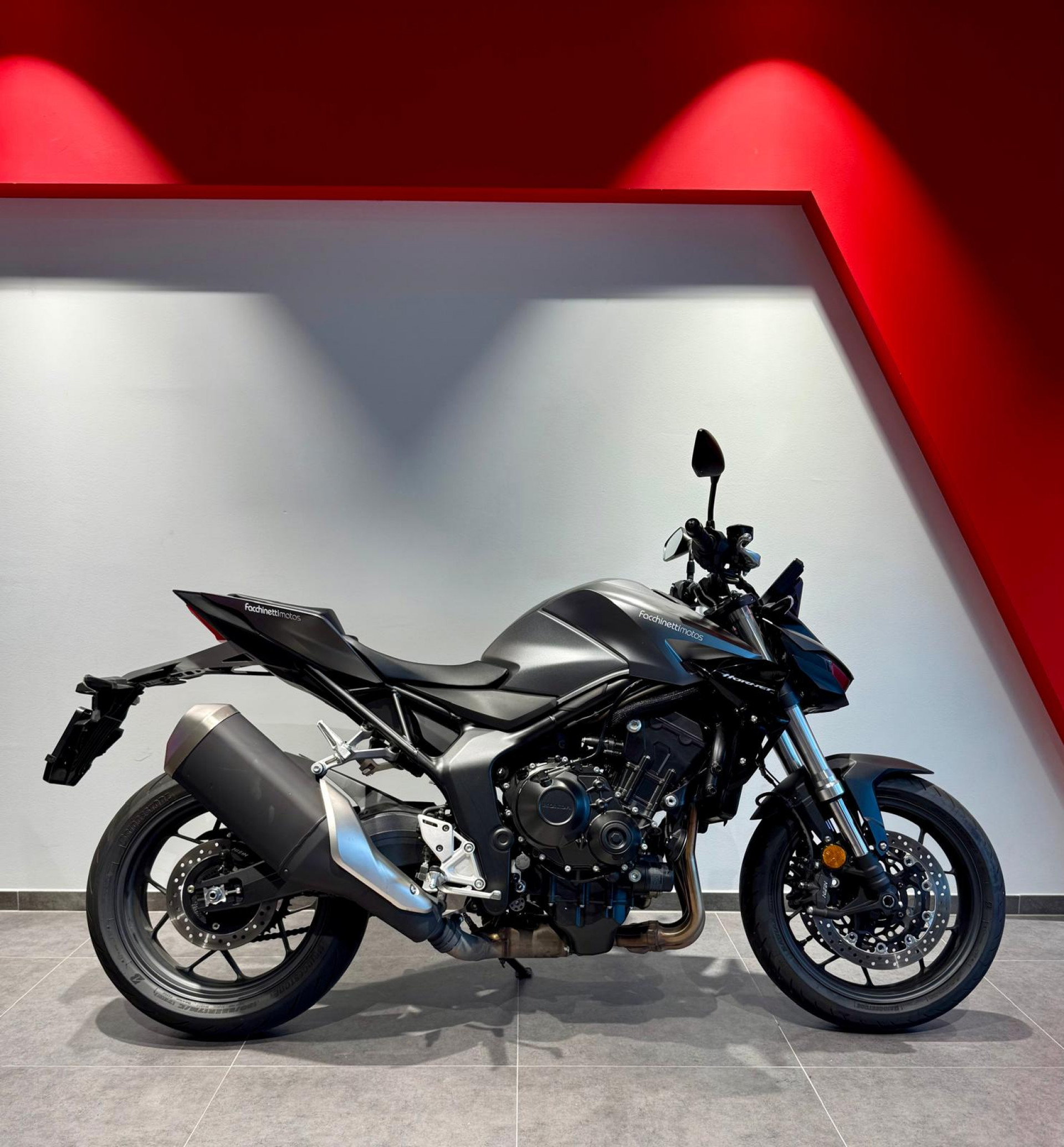 HONDA CB 1000 Hornet-image-1