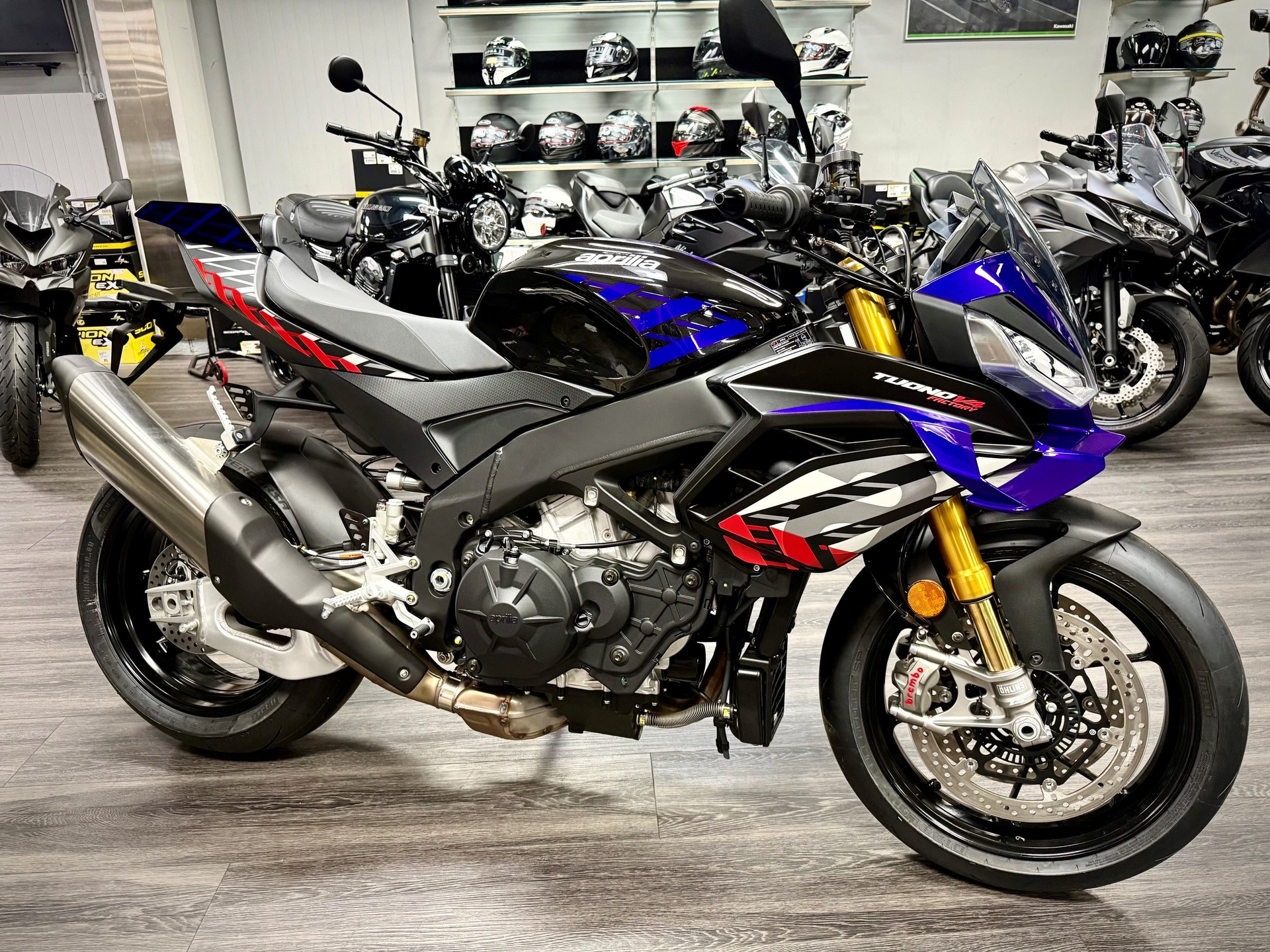 APRILIA Tuono V4 1100 E5+ Factory-image-6