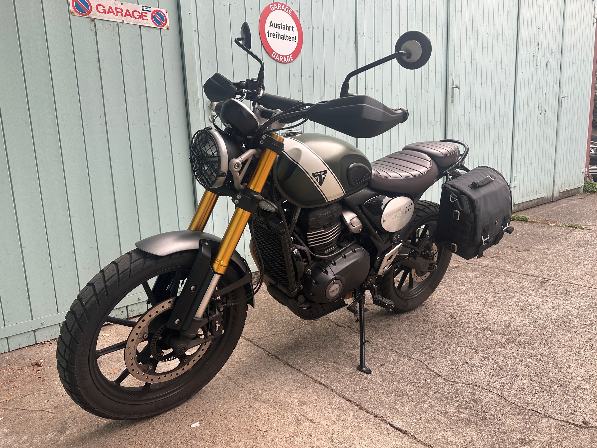 TRIUMPH Scrambler 400 X-image-1