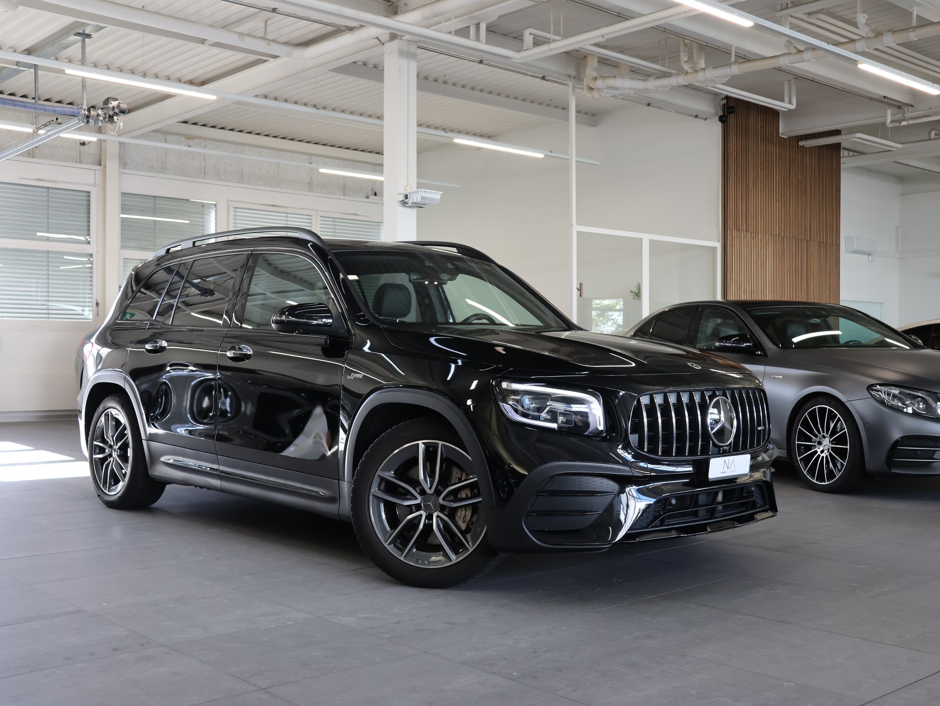 MERCEDES-BENZ GLB 35 AMG 4Matic 8G-Tronic *1-HAND*