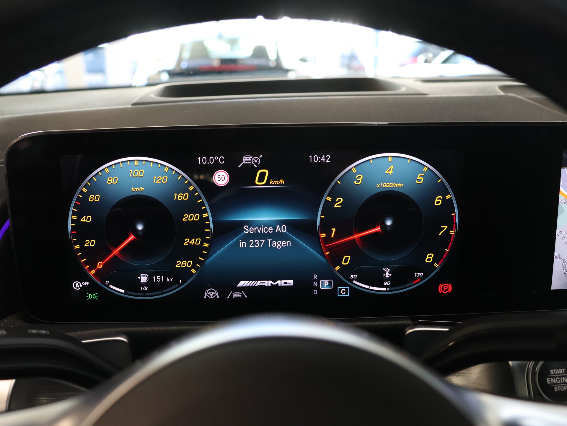 MERCEDES-BENZ GLB 35 AMG 4Matic 8G-Tronic *1-HAND*-image-18