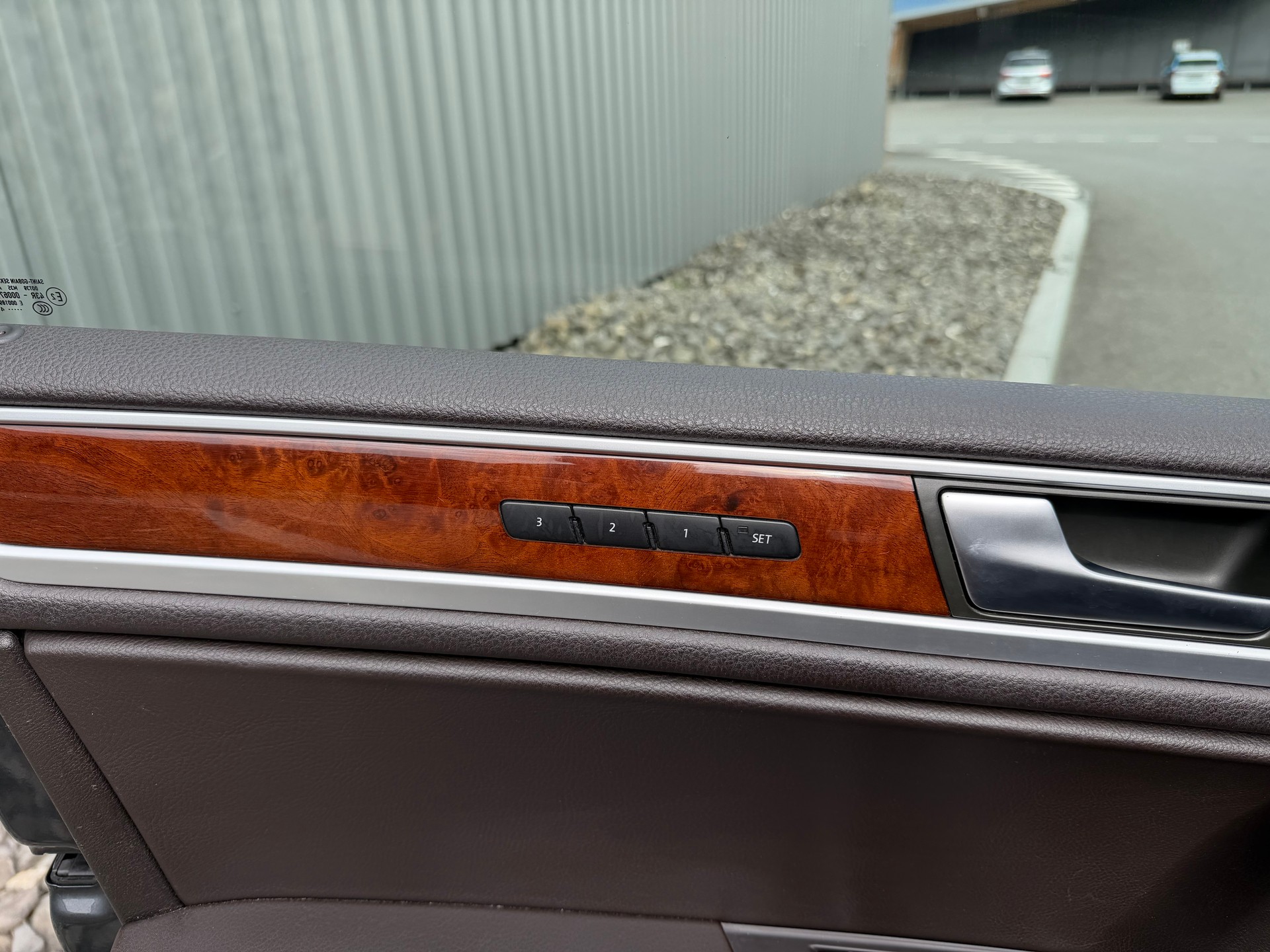 VW Touareg 3.0 TDI BlueMotion Technology Tiptronic CROCHET ATTELAGE 3500 KG-image-24