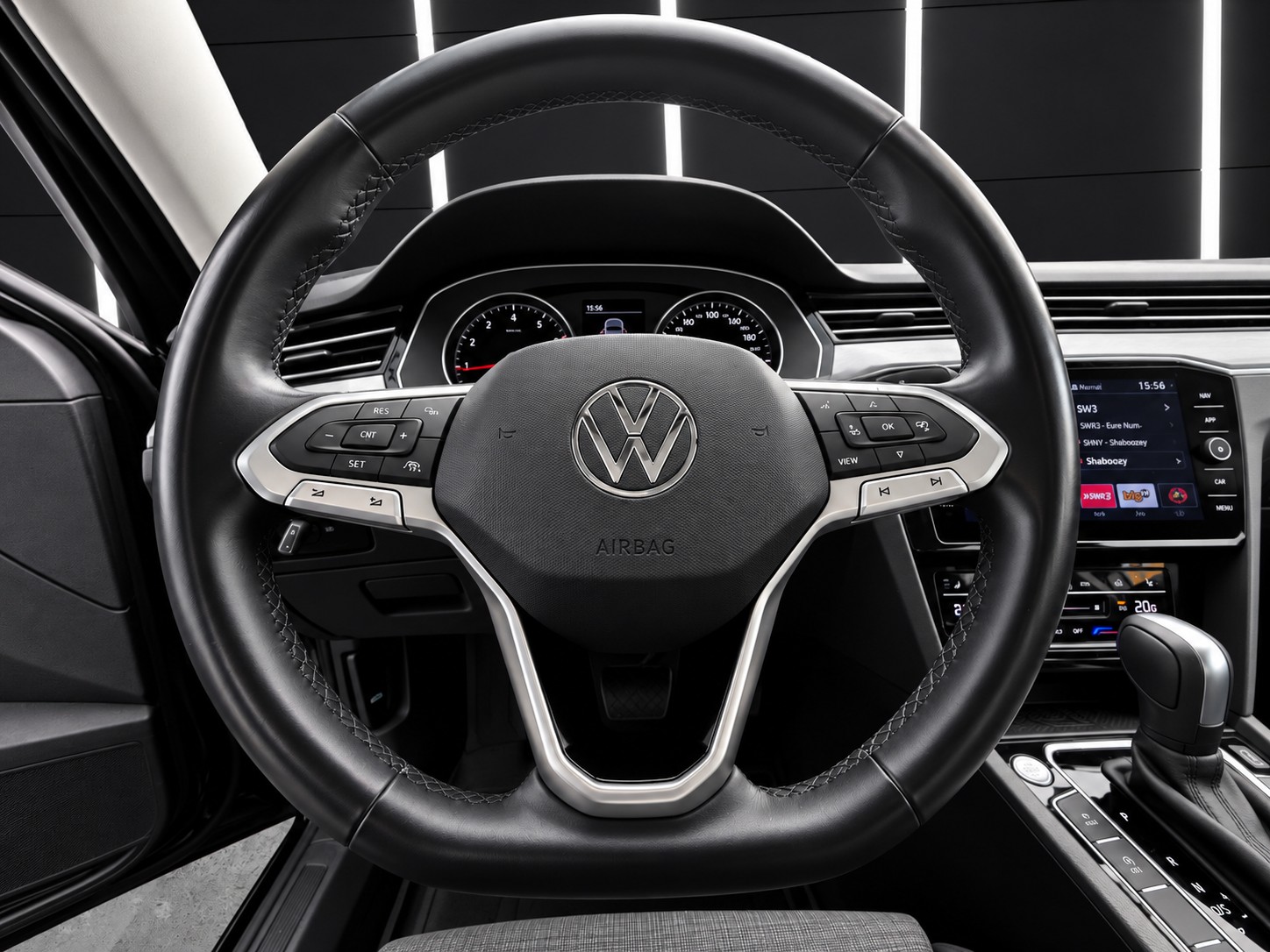 VW Passat 2.0 TDI BMT Business DSG *12 Monate / 20‘000km Garantie*-image-17