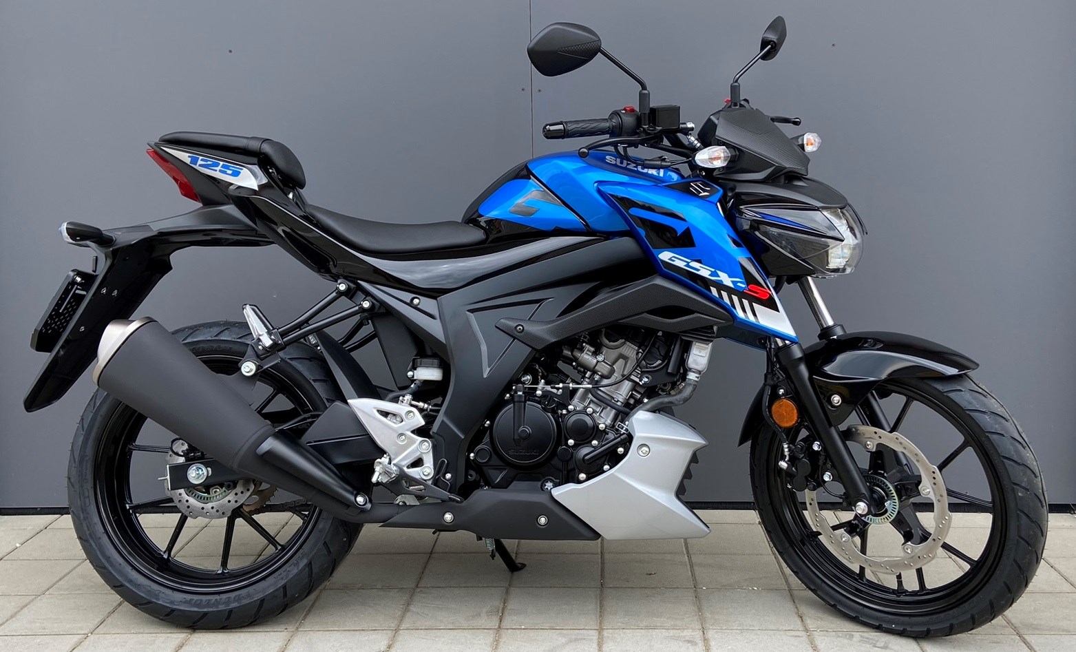 SUZUKI GSX-S 125