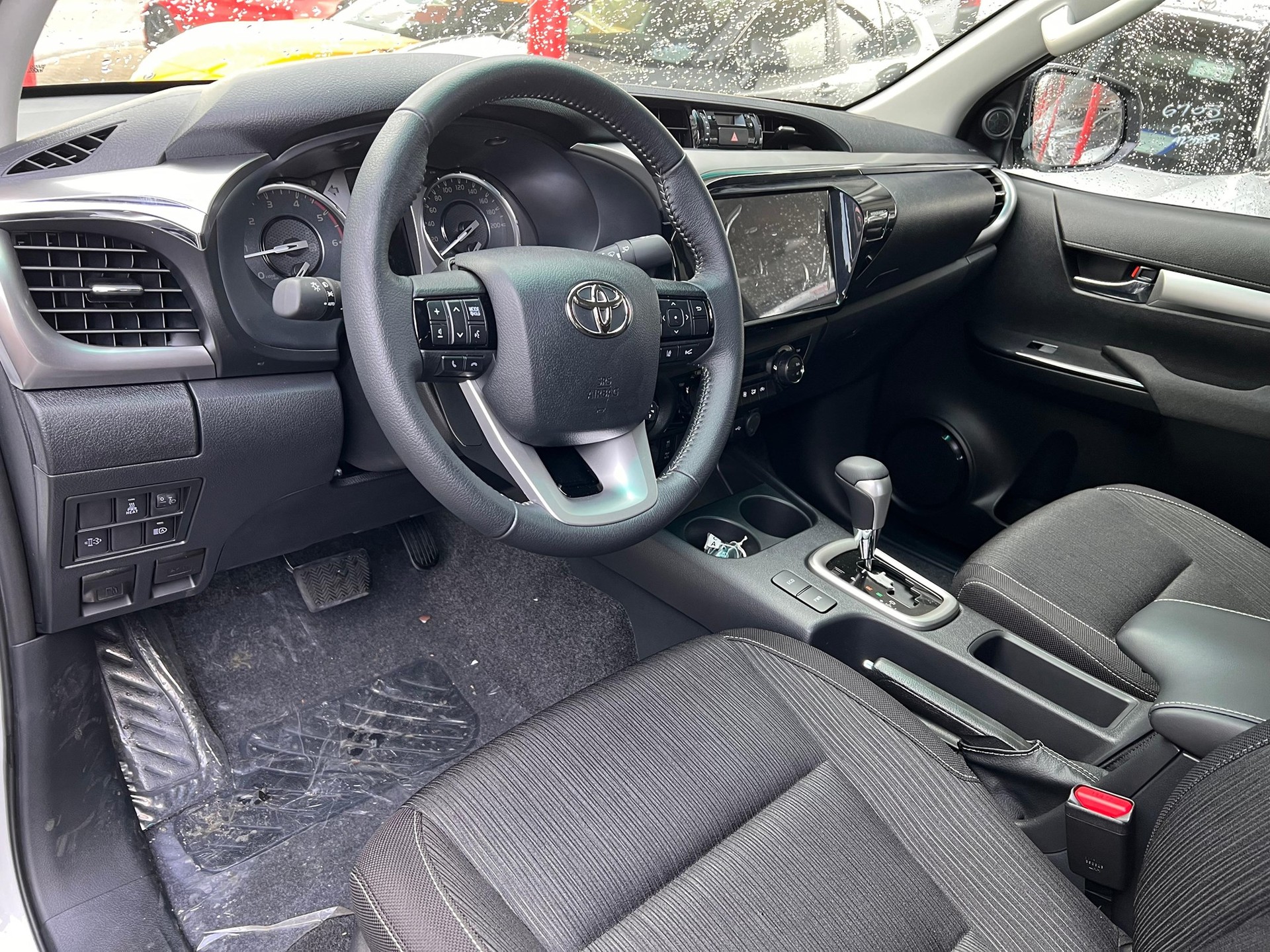 TOYOTA HI-LUX Hilux Double Cab.-Pick-up 2.4 D-4D 150 Style-image-7