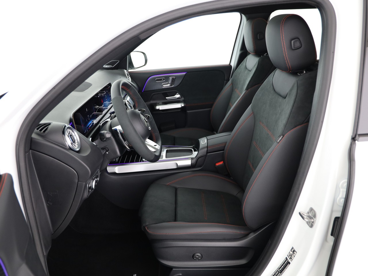 MERCEDES-BENZ GLB AMG 35 4Matic 8G-Tronic-image-4